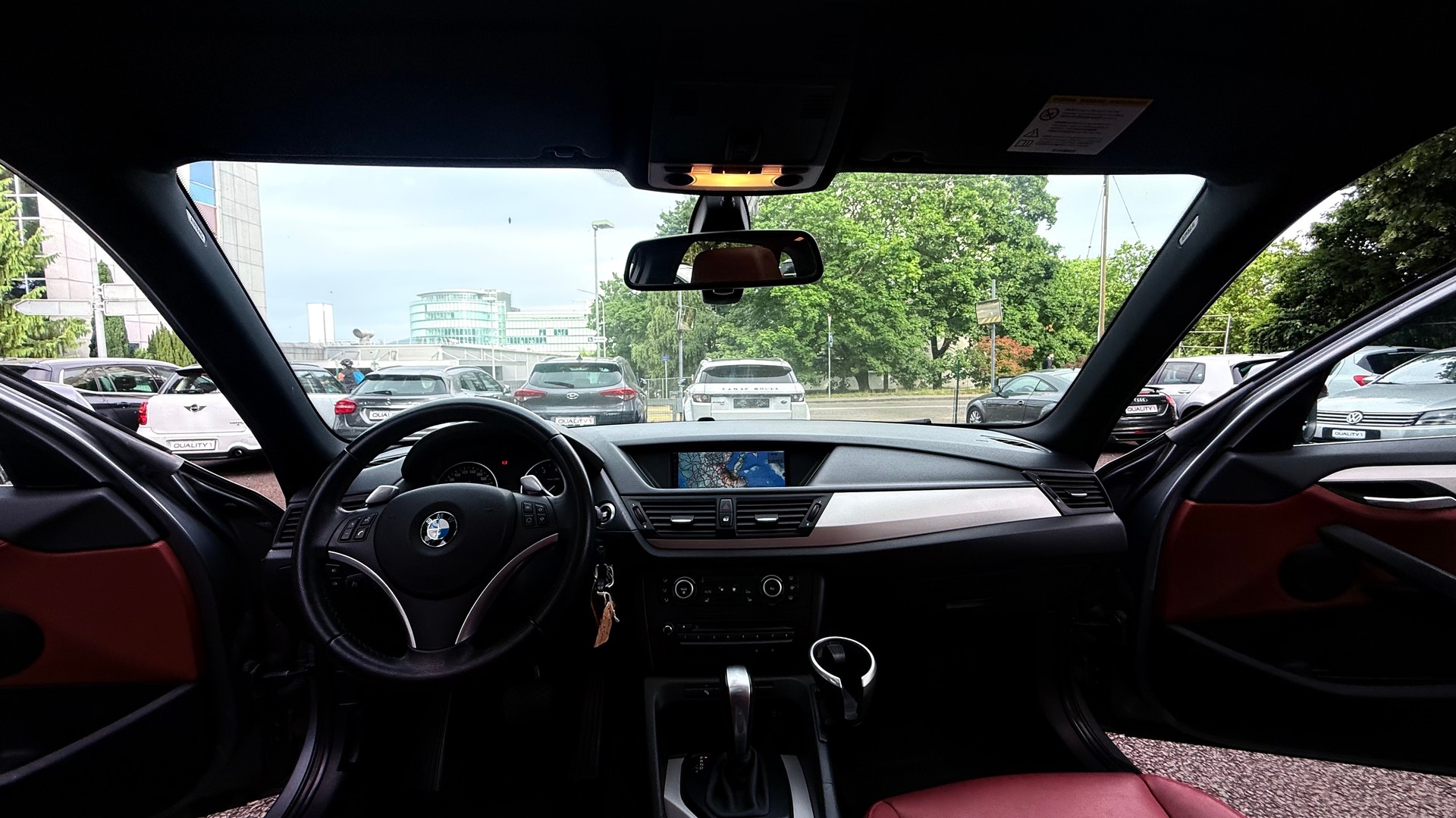 BMW X1 xDrive 28i Steptronic-image-9