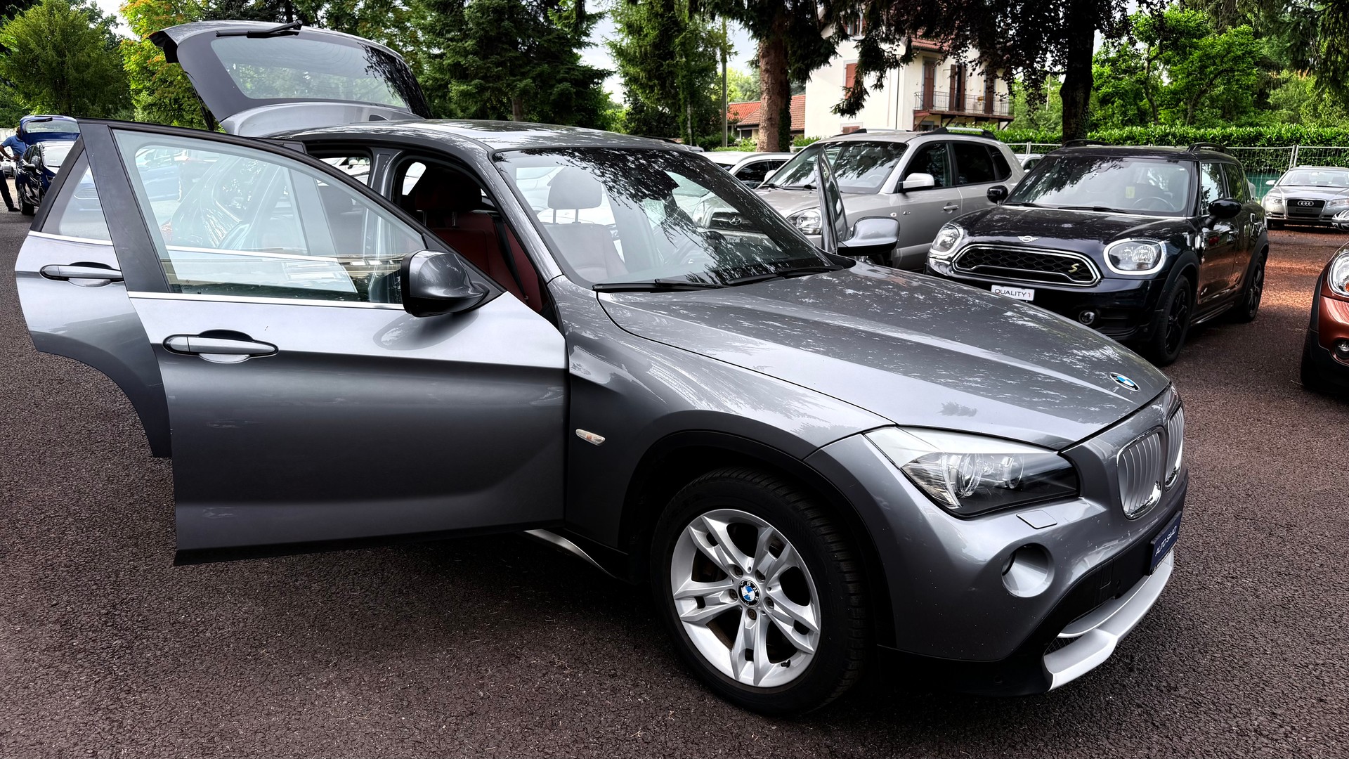 BMW X1 xDrive 28i Steptronic-image-12