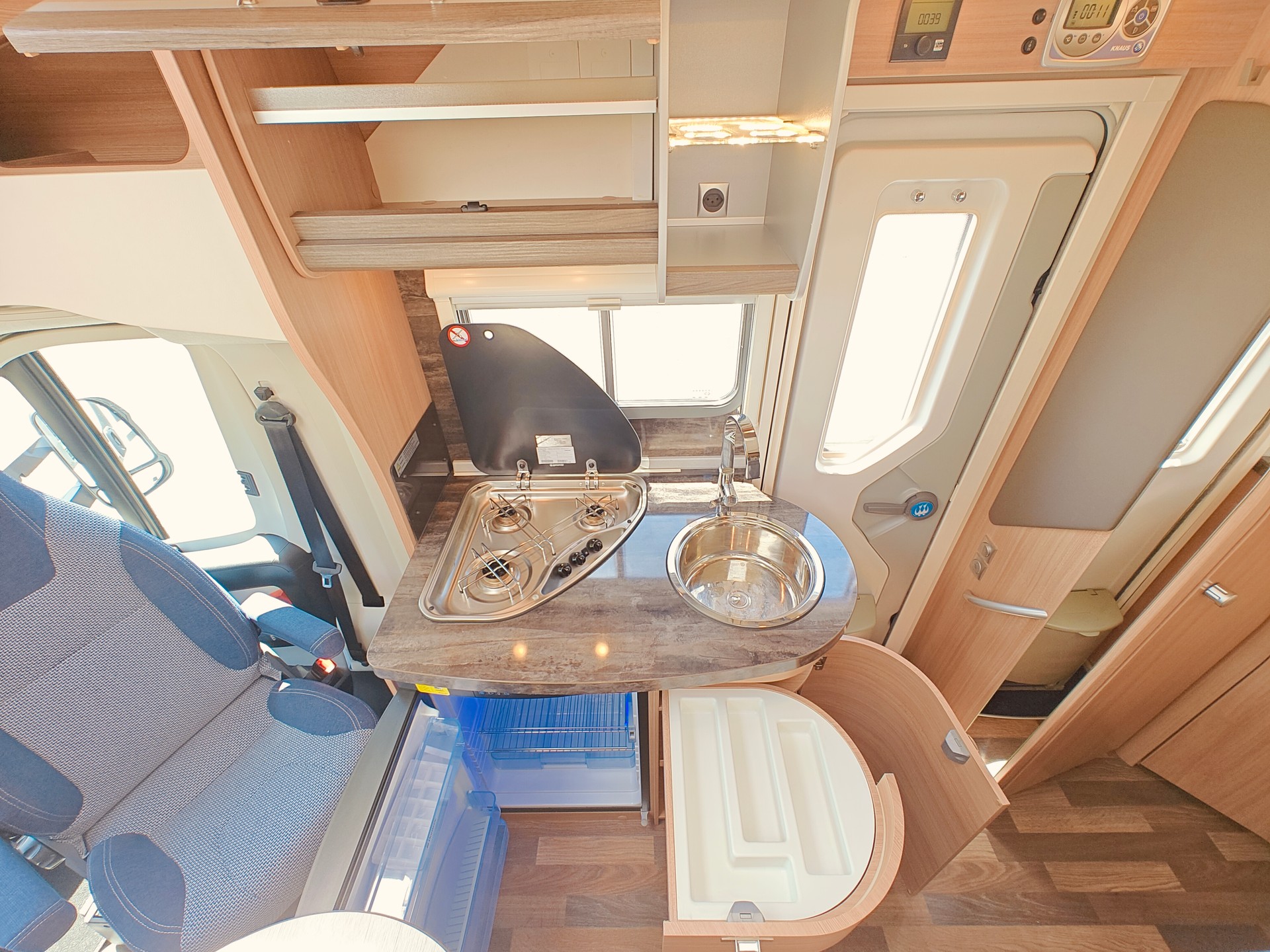 FIAT Knaus Sky Ti 550 MF Silver Selection - Automat-image-21