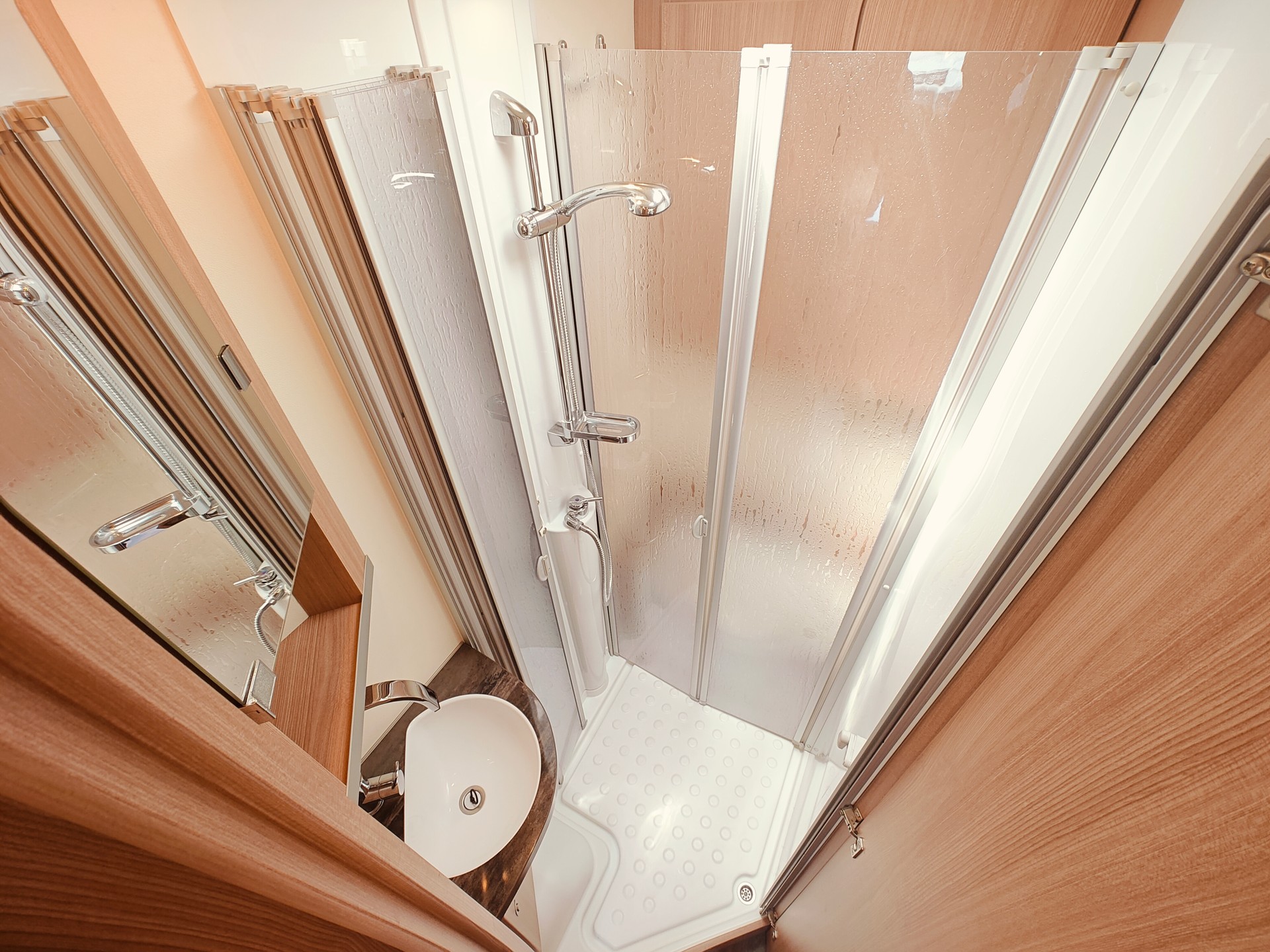 FIAT Knaus Sky Ti 550 MF Silver Selection - Automat-image-17