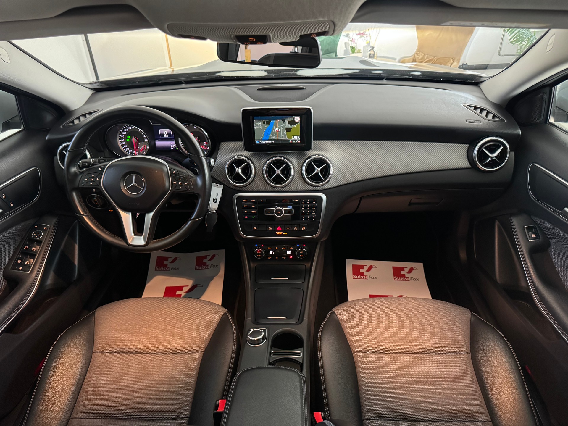 MERCEDES-BENZ GLA 200 CDI Swiss Star Edition Urban 4Matic 7G-DCT*CH-Fahrzeug*-image-8