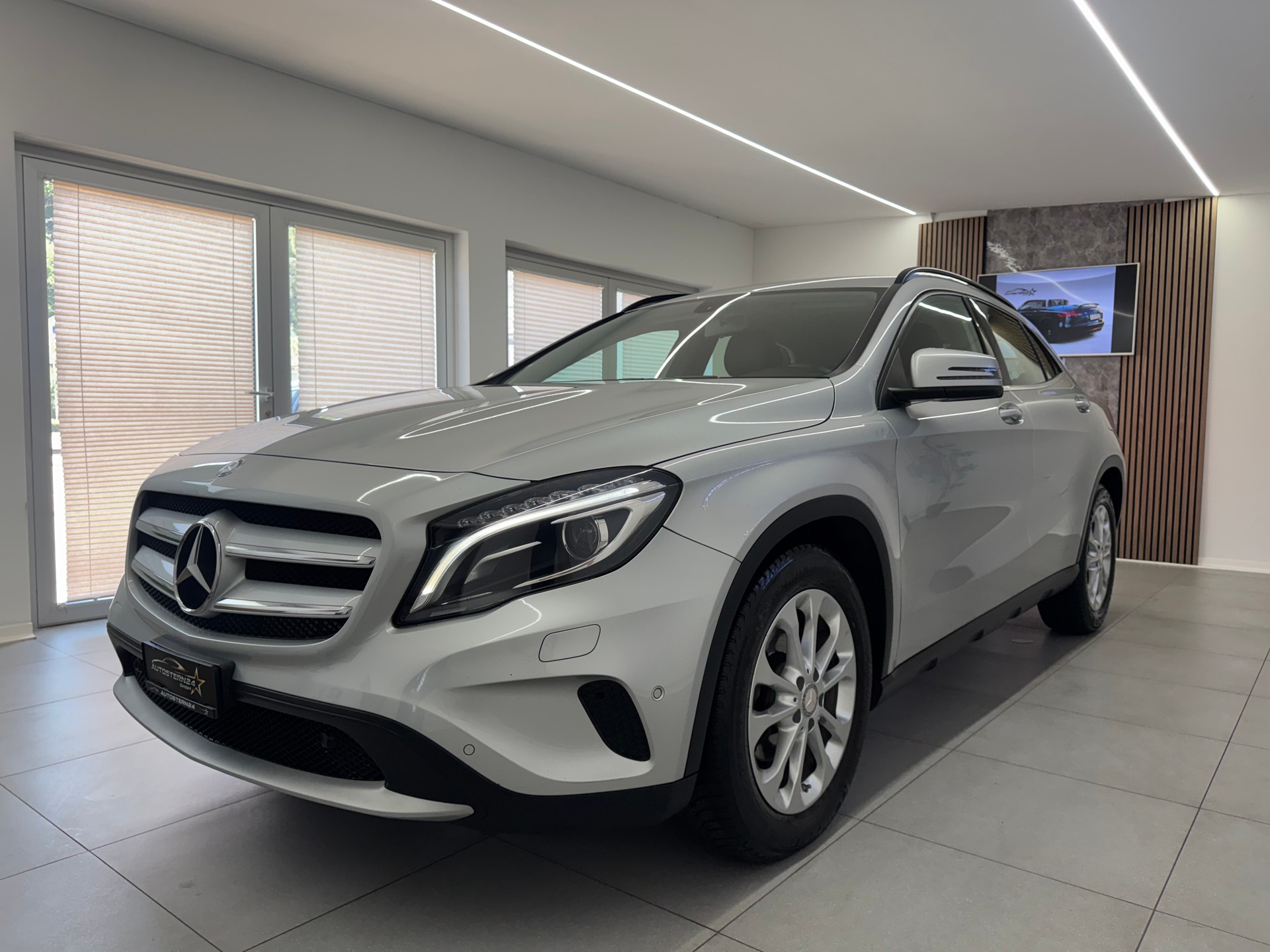 MERCEDES-BENZ GLA 200 CDI Swiss Star Edition Urban 4Matic 7G-DCT*CH-Fahrzeug*-image-0
