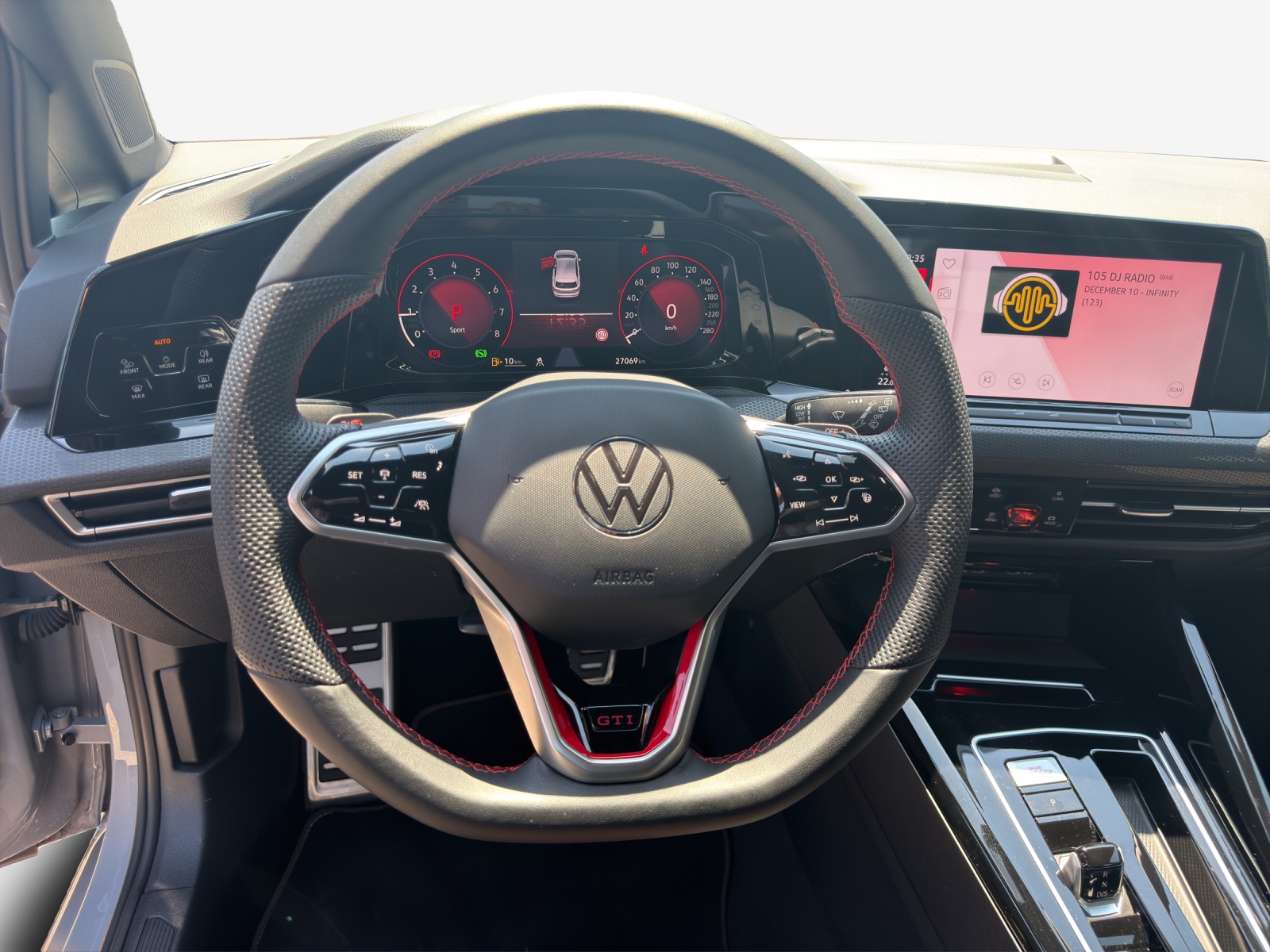 VW Golf 2.0 TSI GTI Clubsport DSG-image-9