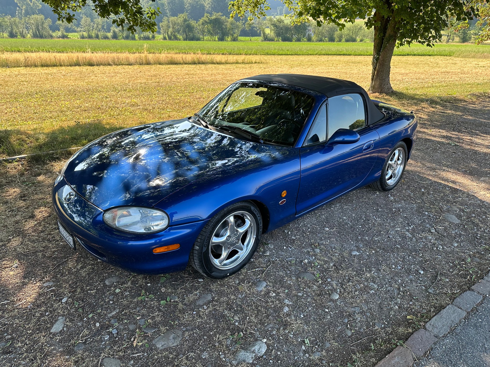 MAZDA MX-5 1.8i-16 10th Anniv.-image-2