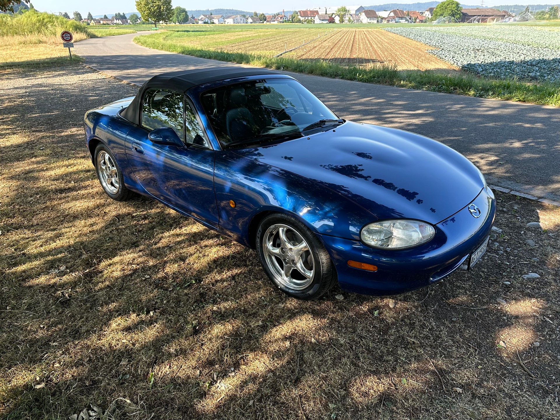 MAZDA MX-5 1.8i-16 10th Anniv.-image-0