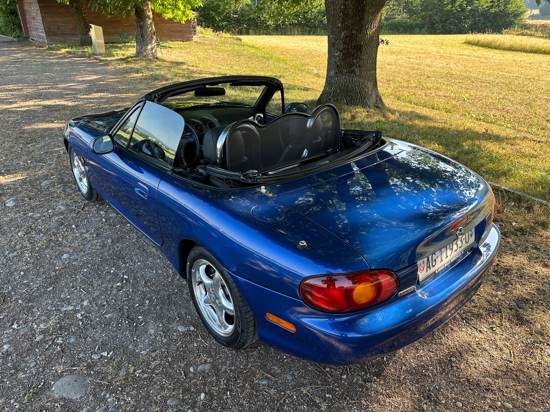 MAZDA MX-5 1.8i-16 10th Anniv.-image-4