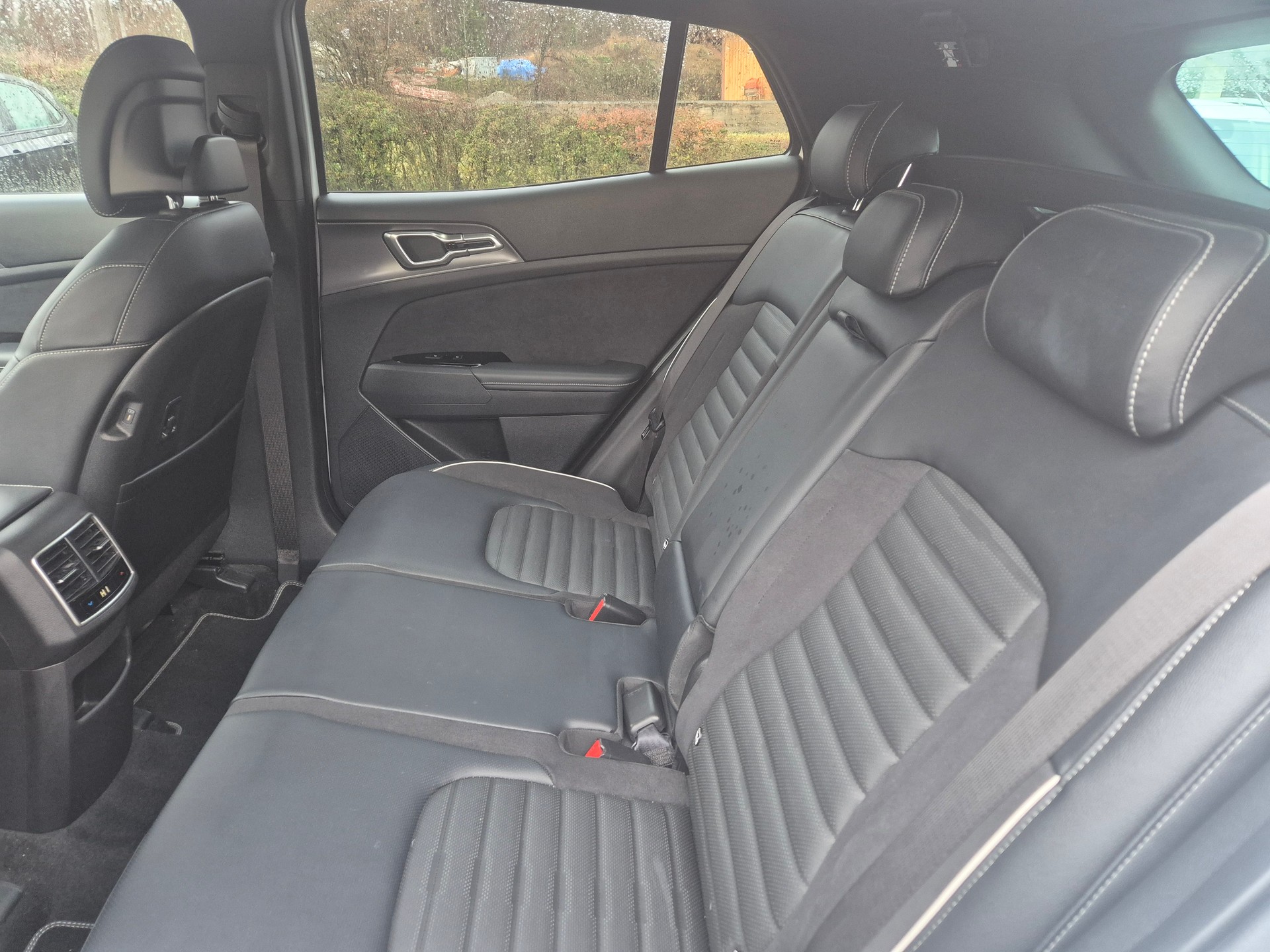 KIA Sportage 1.6T-GDi HEV GT-Line 4x4 A-image-8