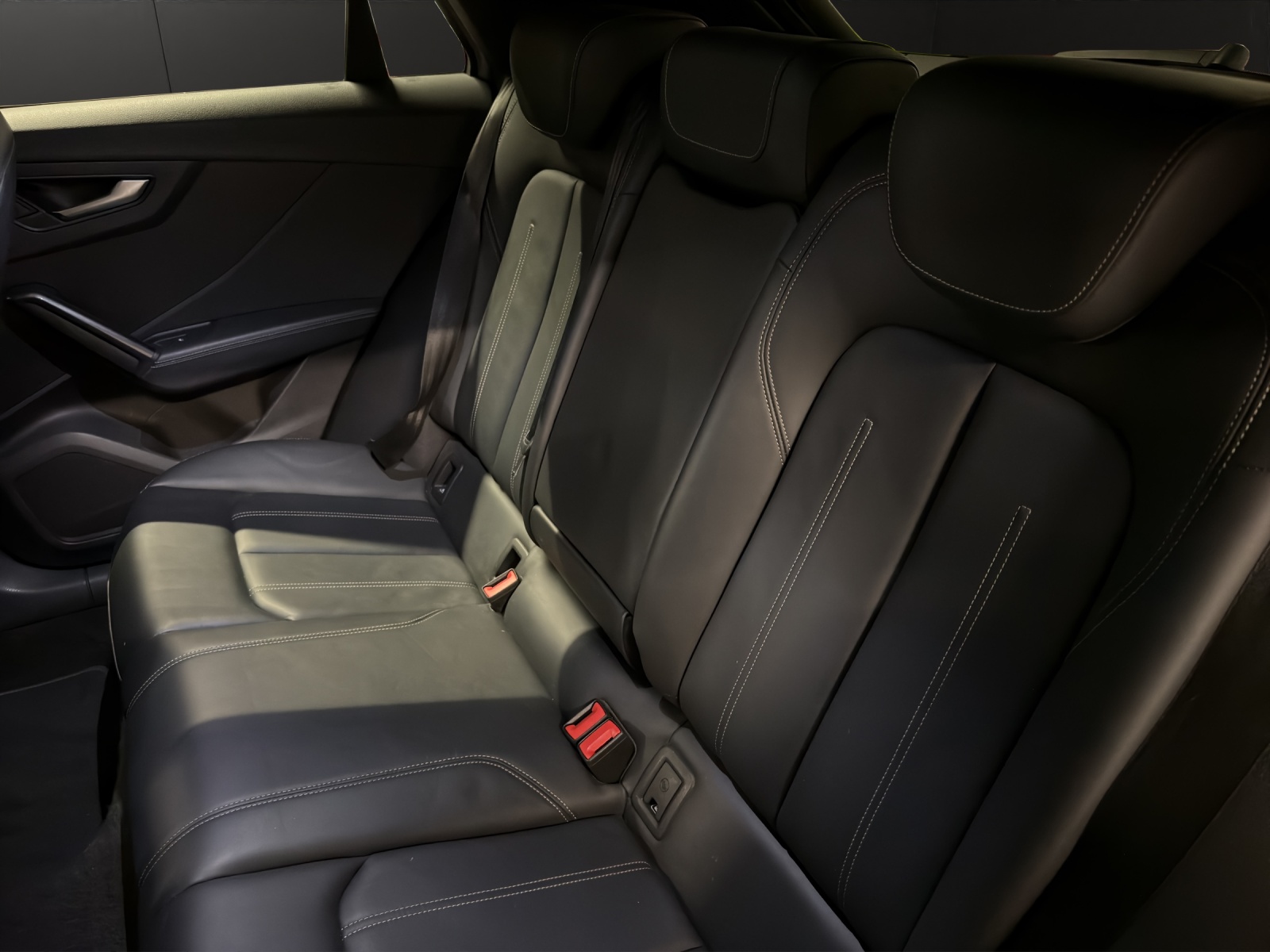 AUDI Q2 1.4 TFSI Edition # 1 S-tronic-image-10