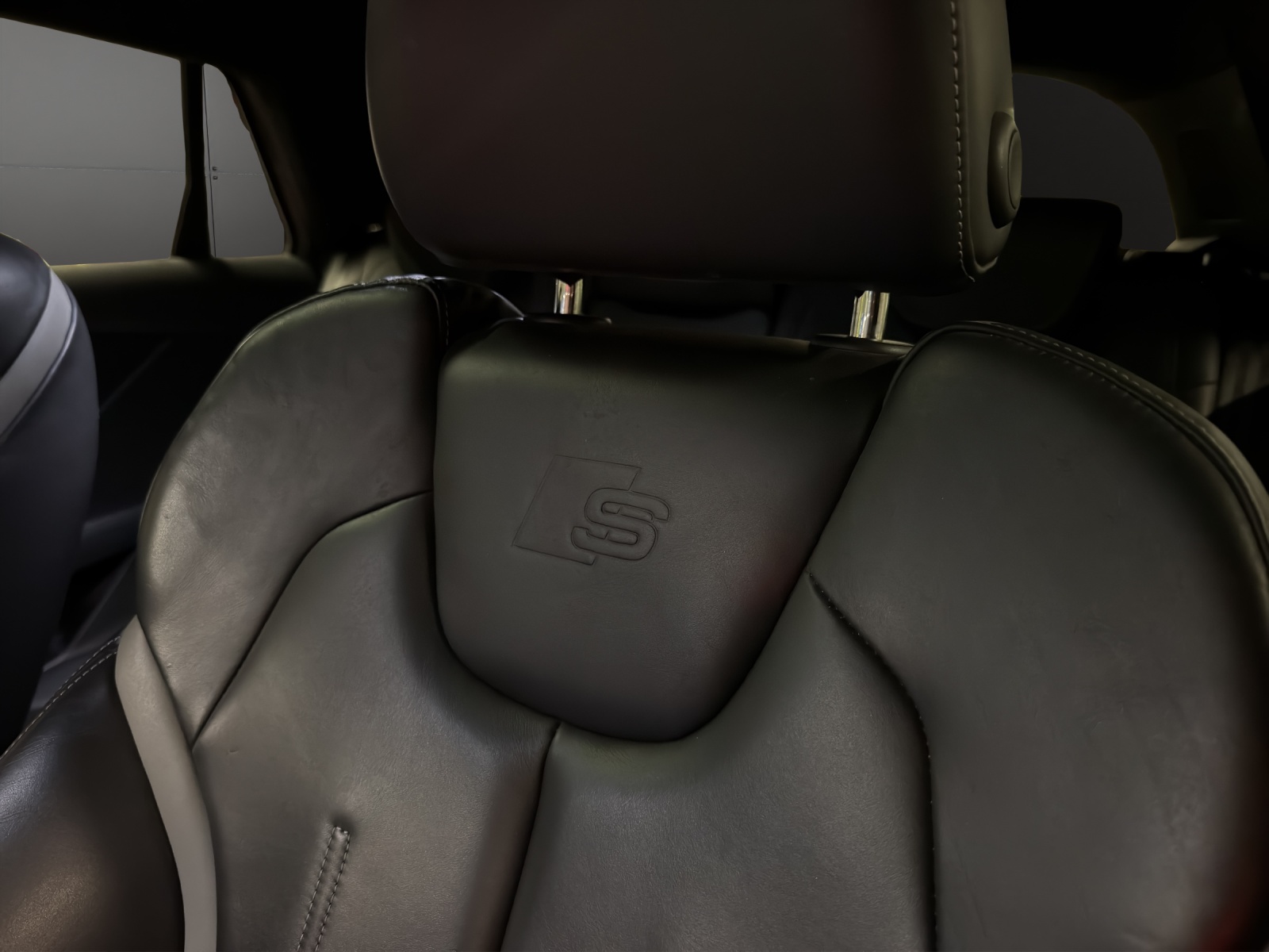 AUDI Q2 1.4 TFSI Edition # 1 S-tronic-image-24