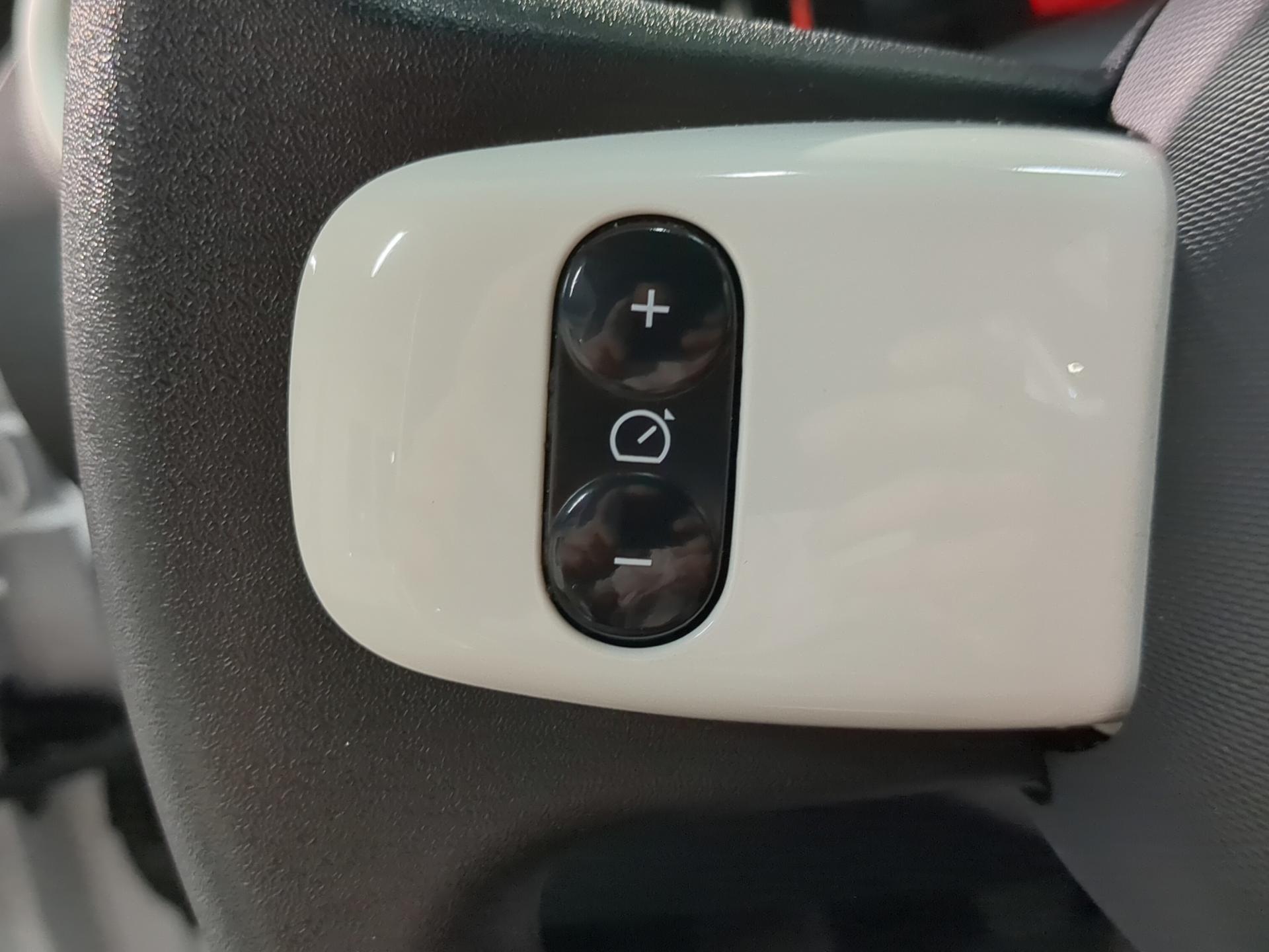 RENAULT Twingo SCe 65 Equilibre-image-19