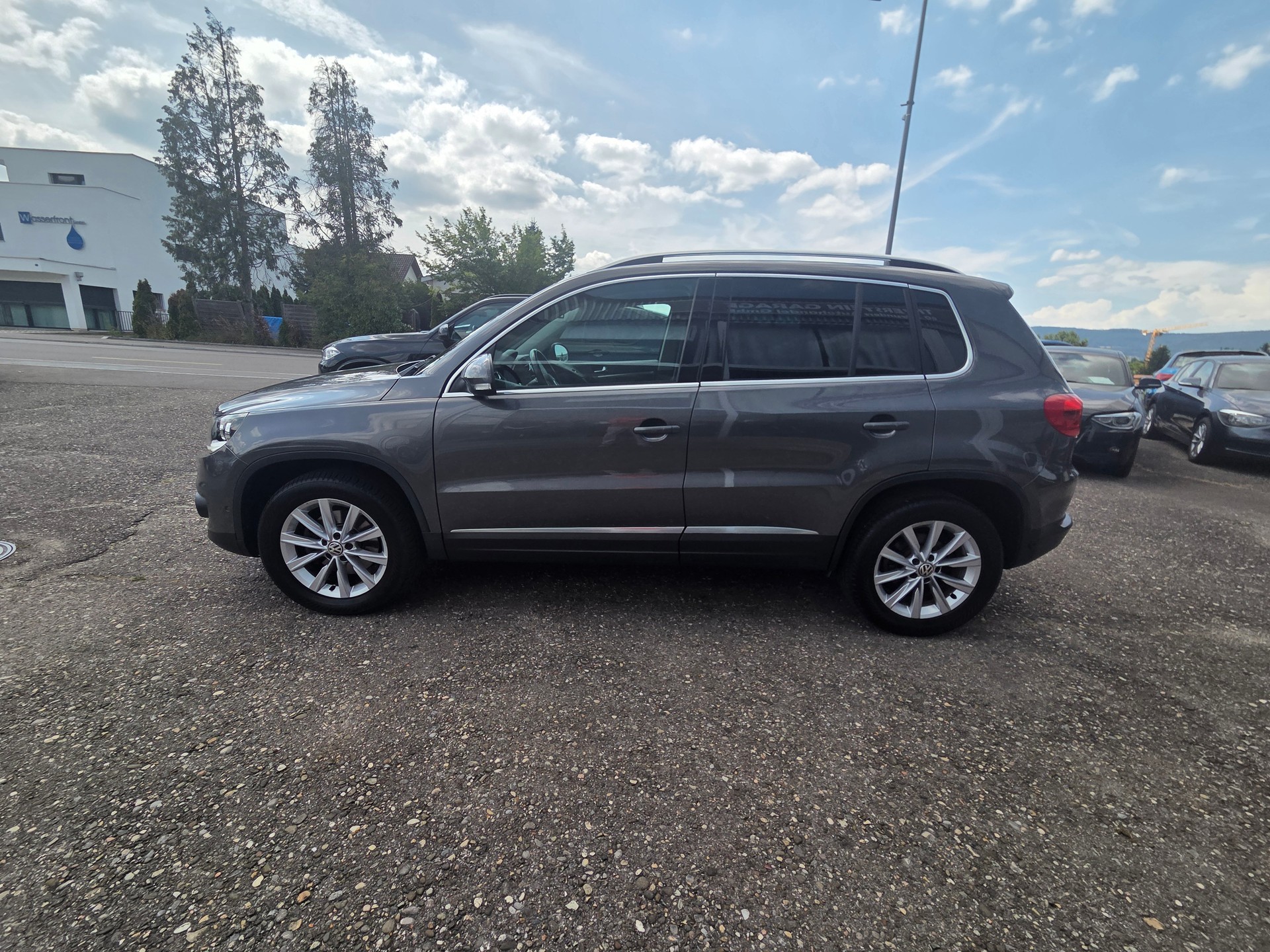VW Tiguan 1.4 TSI Sport&Style 4Motion-image-4