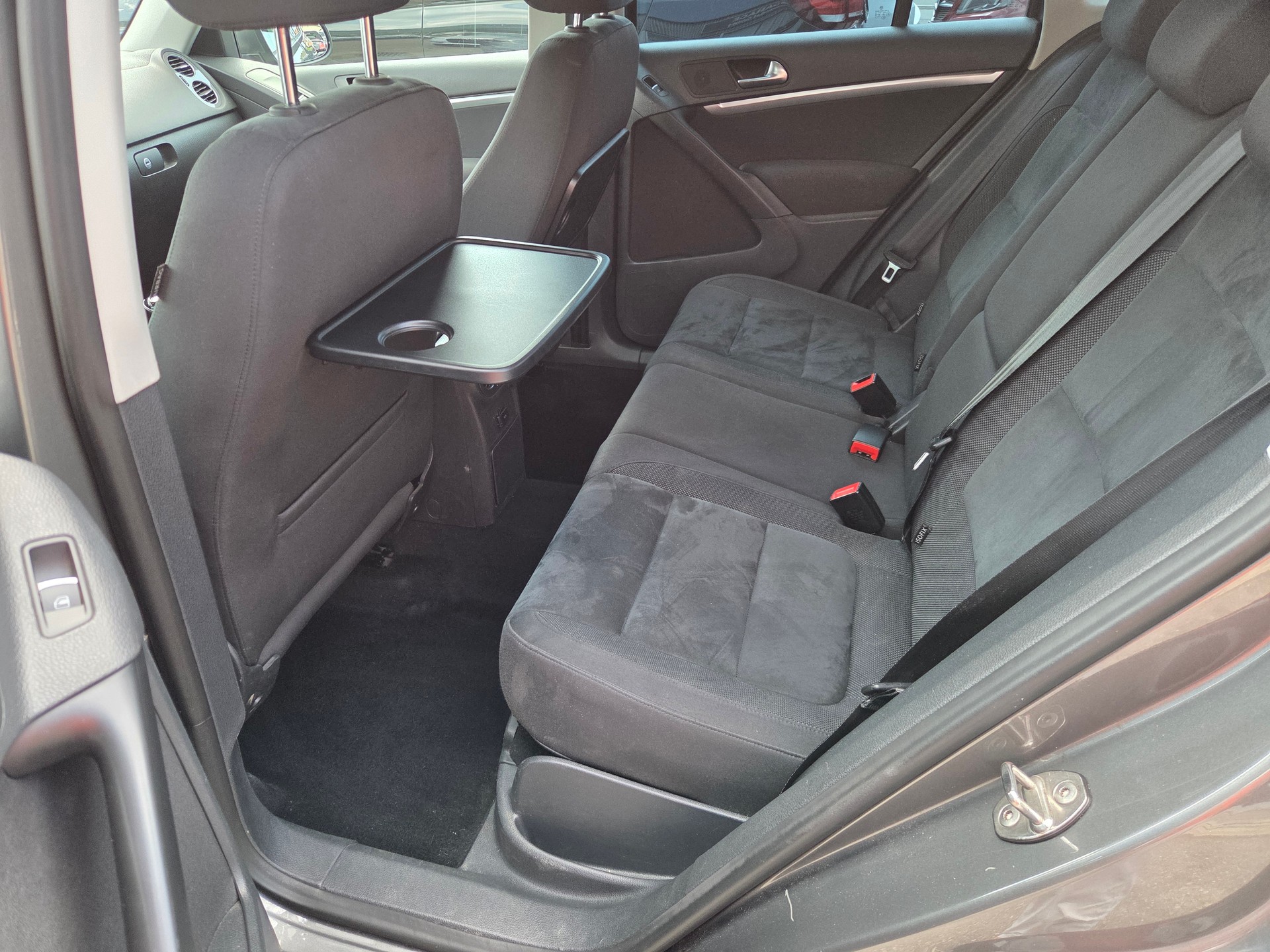 VW Tiguan 1.4 TSI Sport&Style 4Motion-image-13