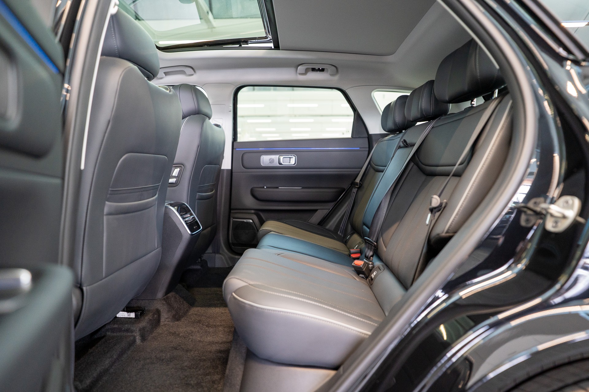 JAECOO 7 1.5TGDI HEV Exclusive DCT / Panorama-Schiebedach / Head-Up Display / 360° Kamera-image-11
