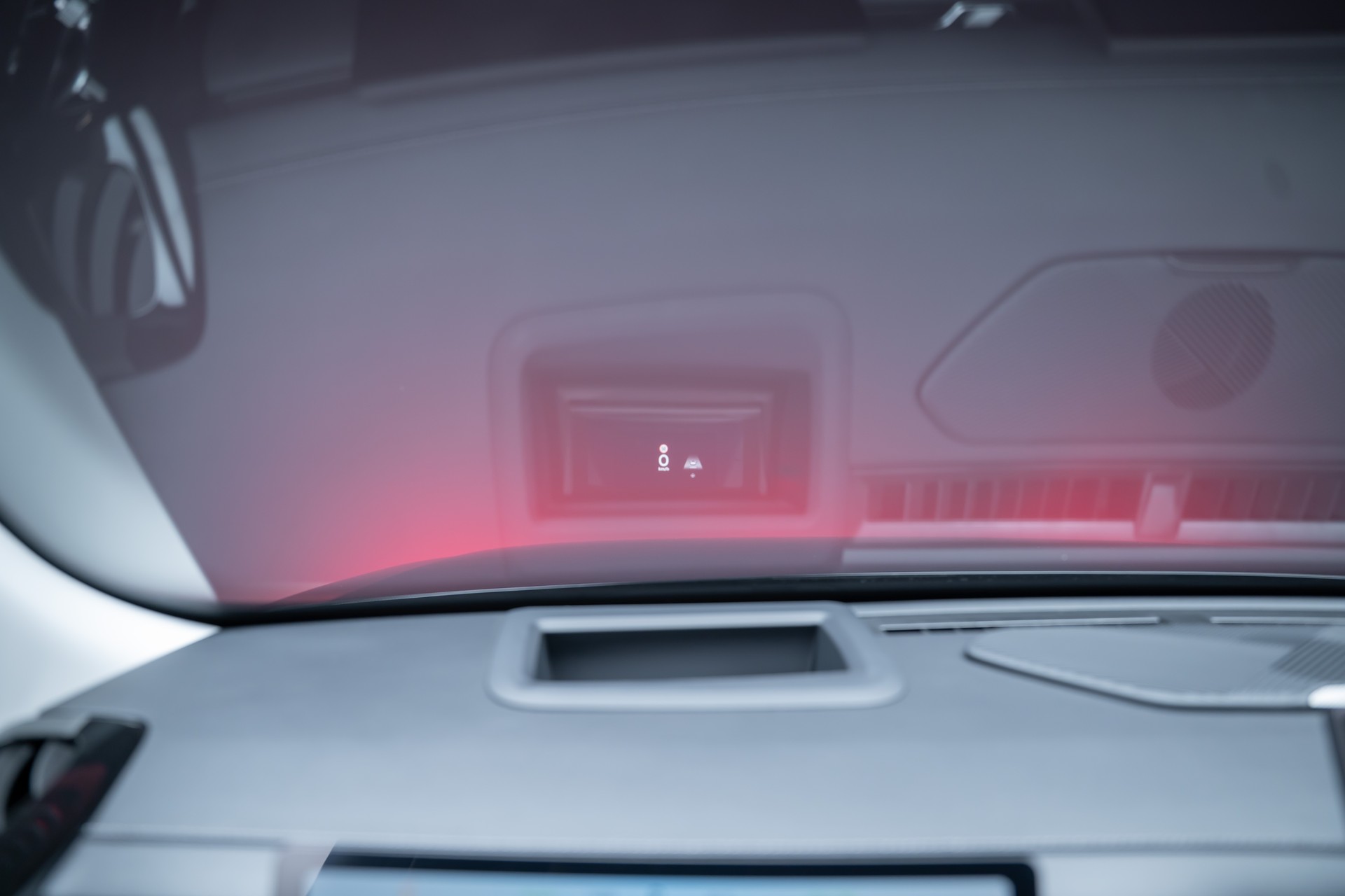 JAECOO 7 1.5TGDI HEV Exclusive DCT / Panorama-Schiebedach / Head-Up Display / 360° Kamera-image-38