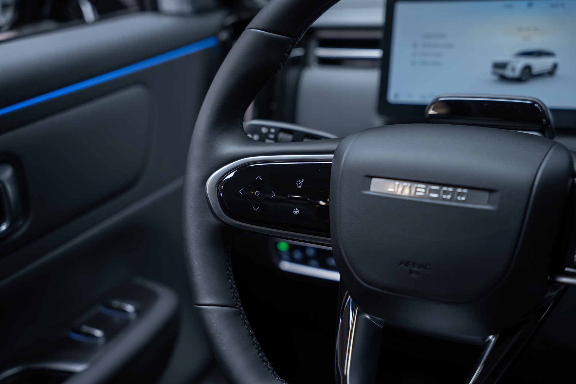 JAECOO 7 1.5TGDI HEV Exclusive DCT / Panorama-Schiebedach / Head-Up Display / 360° Kamera-image-26