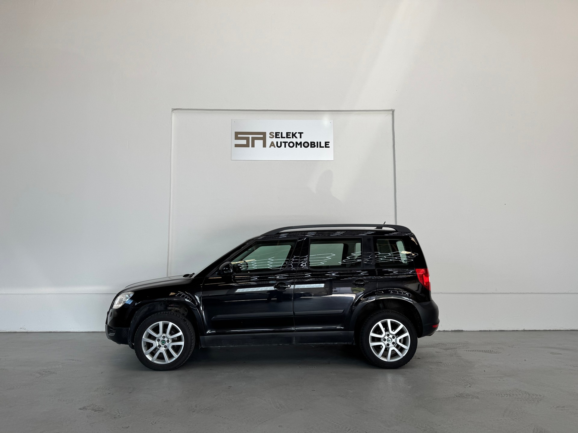 SKODA Yeti 2.0 TDI Elegance 4x4 DSG-image-3