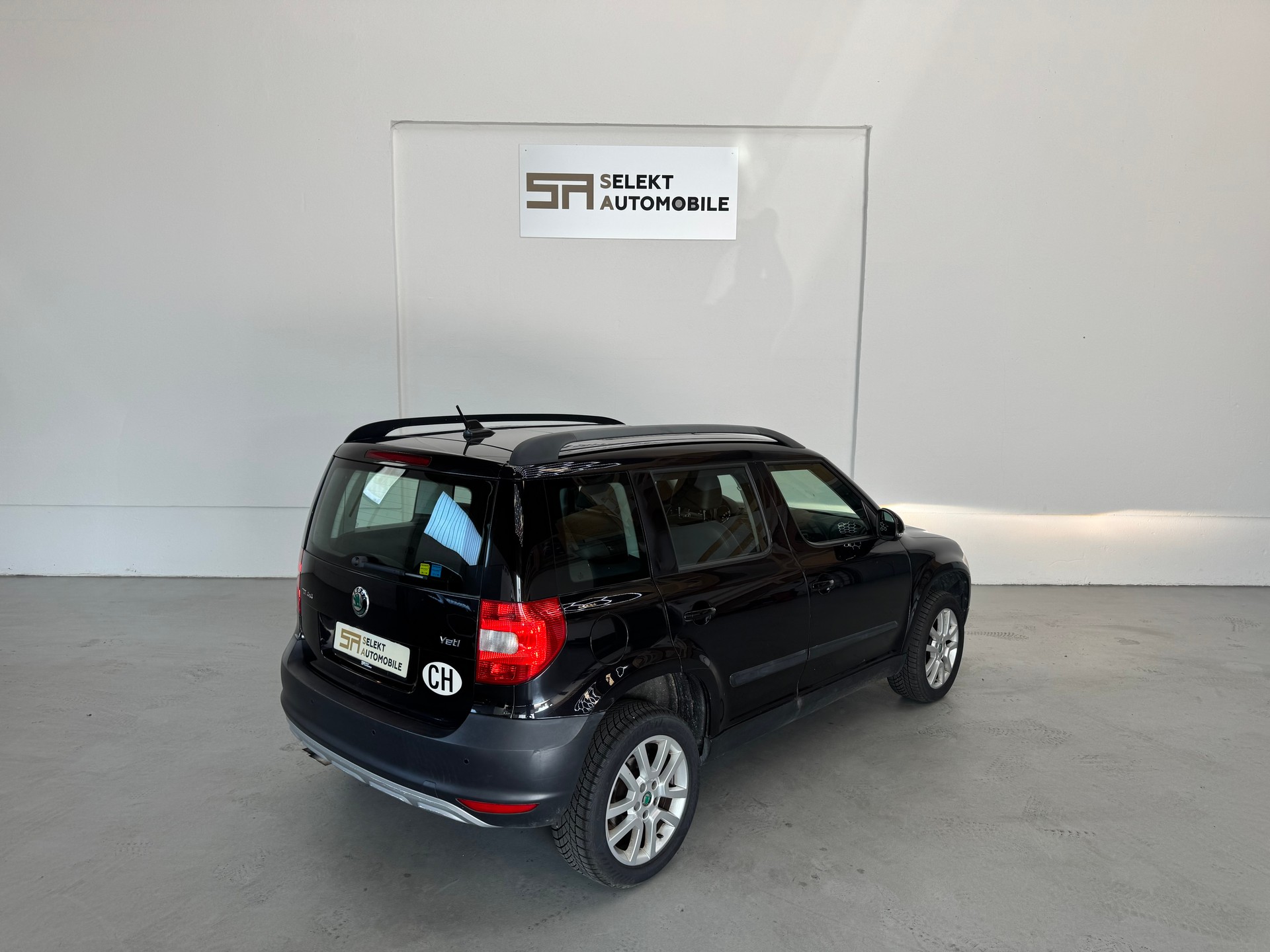SKODA Yeti 2.0 TDI Elegance 4x4 DSG-image-5