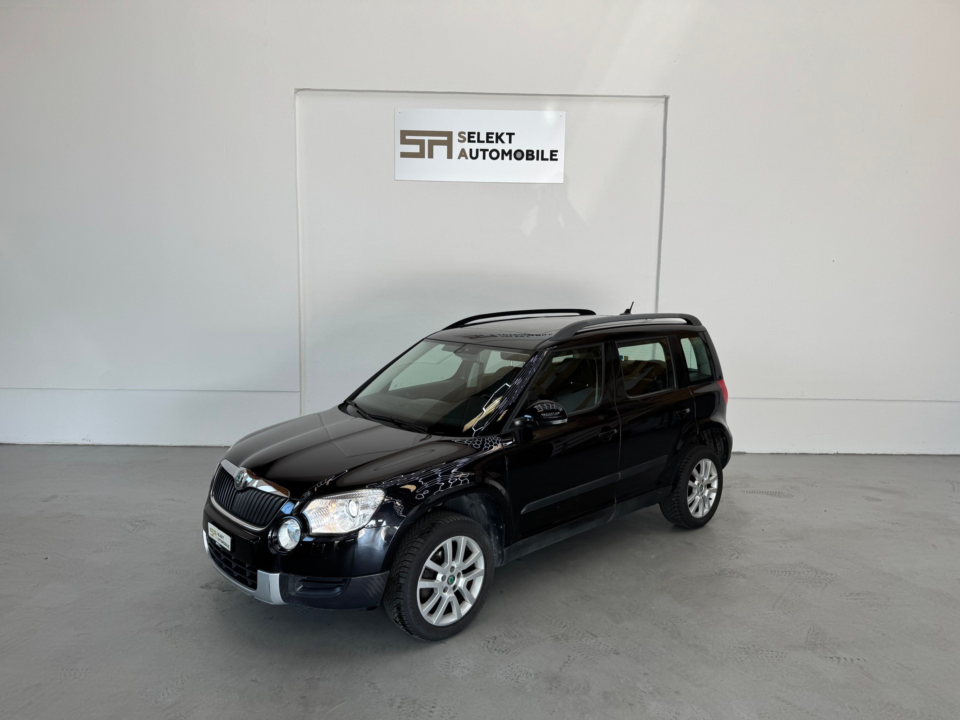 SKODA Yeti 2.0 TDI Elegance 4x4 DSG-image-0