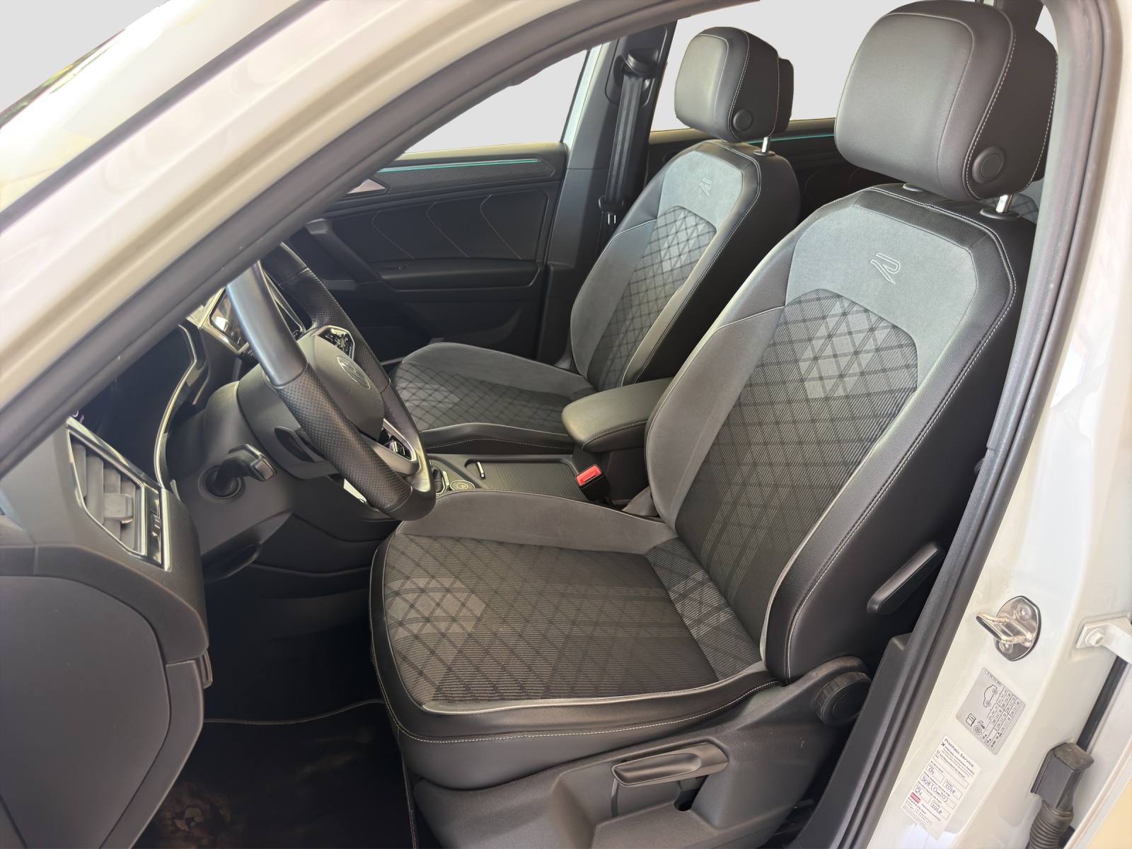 VW Tiguan Allspace 2.0 TSI R-Line DSG-image-8