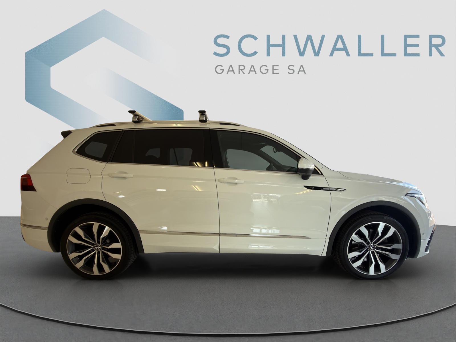 VW Tiguan Allspace 2.0 TSI R-Line DSG-image-2