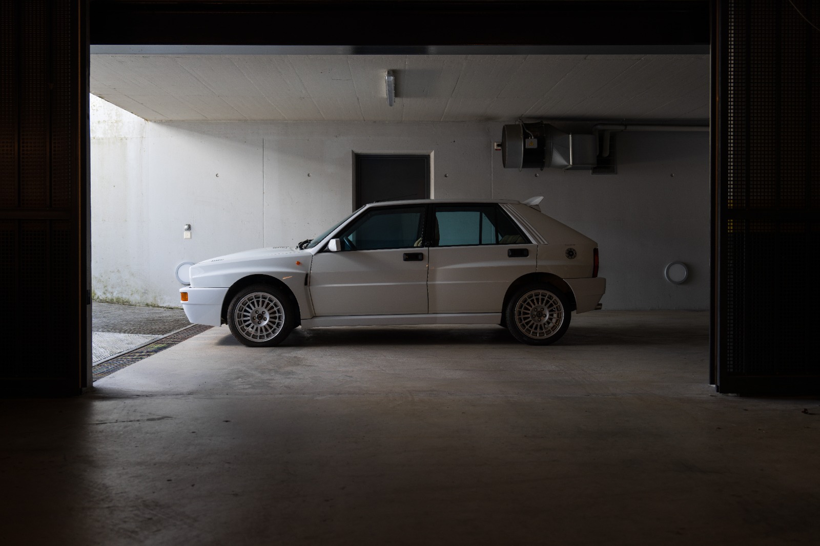 LANCIA Delta HF 16V-image-4