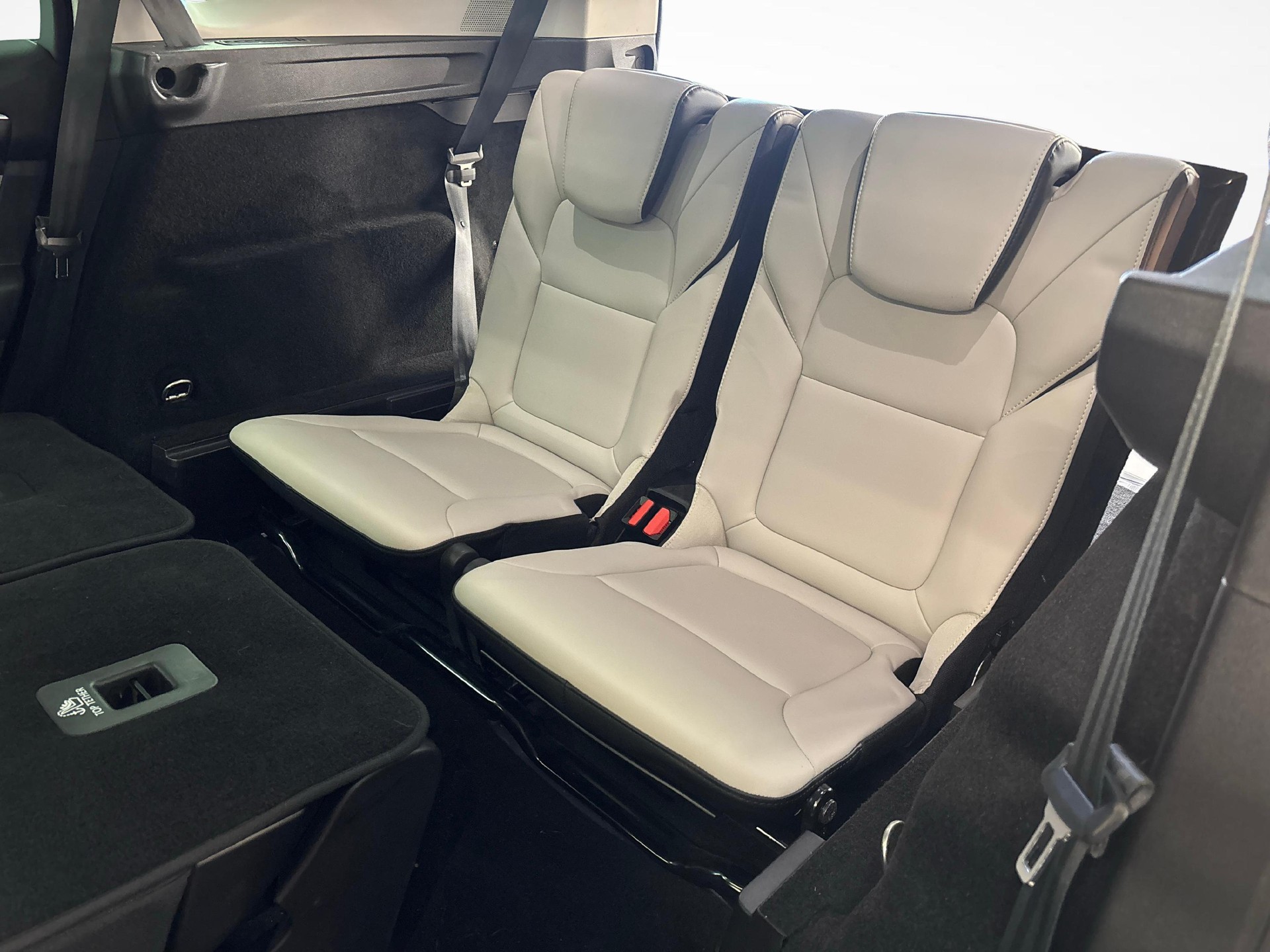 RENAULT Espace 1.8 TCe 225 Initiale EDC 7 places-image-11