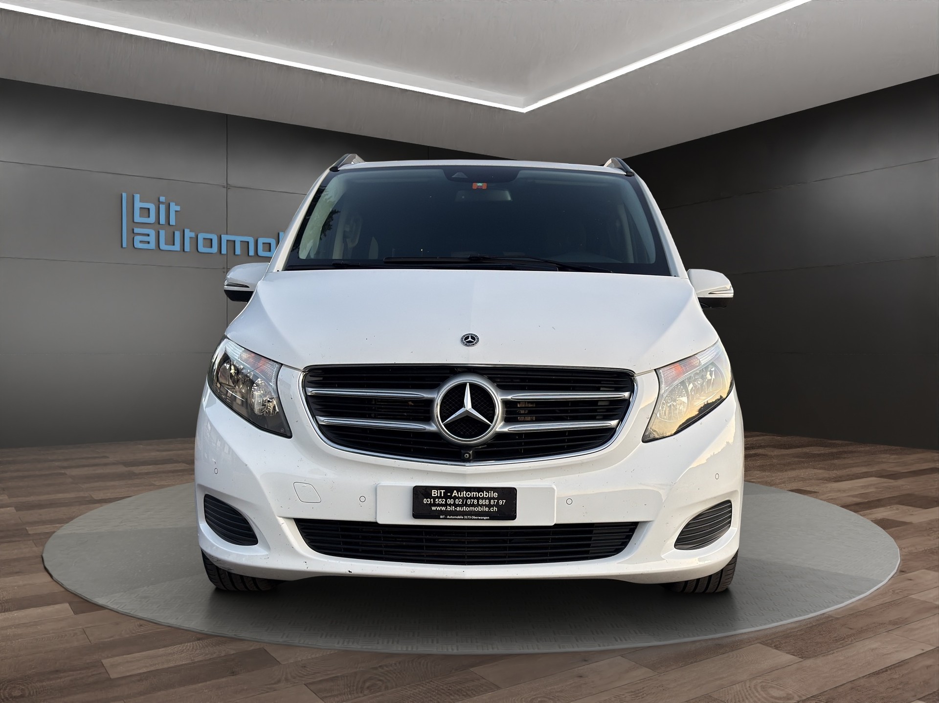MERCEDES-BENZ V 220 d Exclusive lang 4Matic 7G-Tronic-image-1