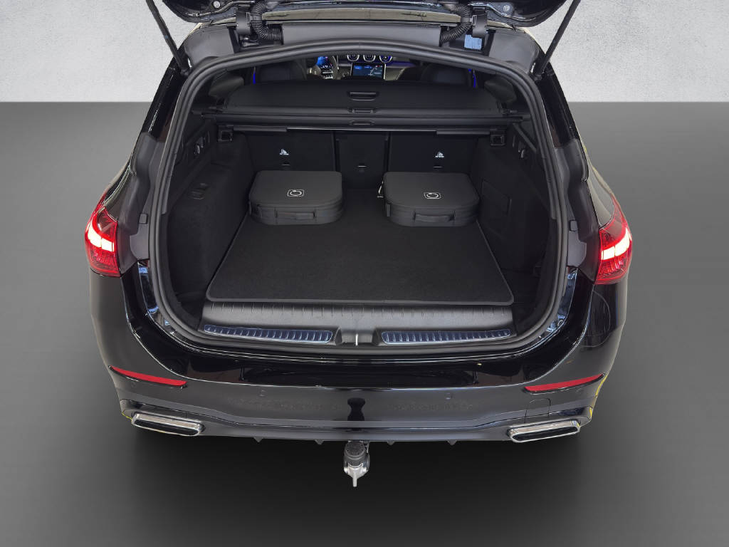 MERCEDES-BENZ C 300 de AMG Line 4Matic T-Modell-image-7