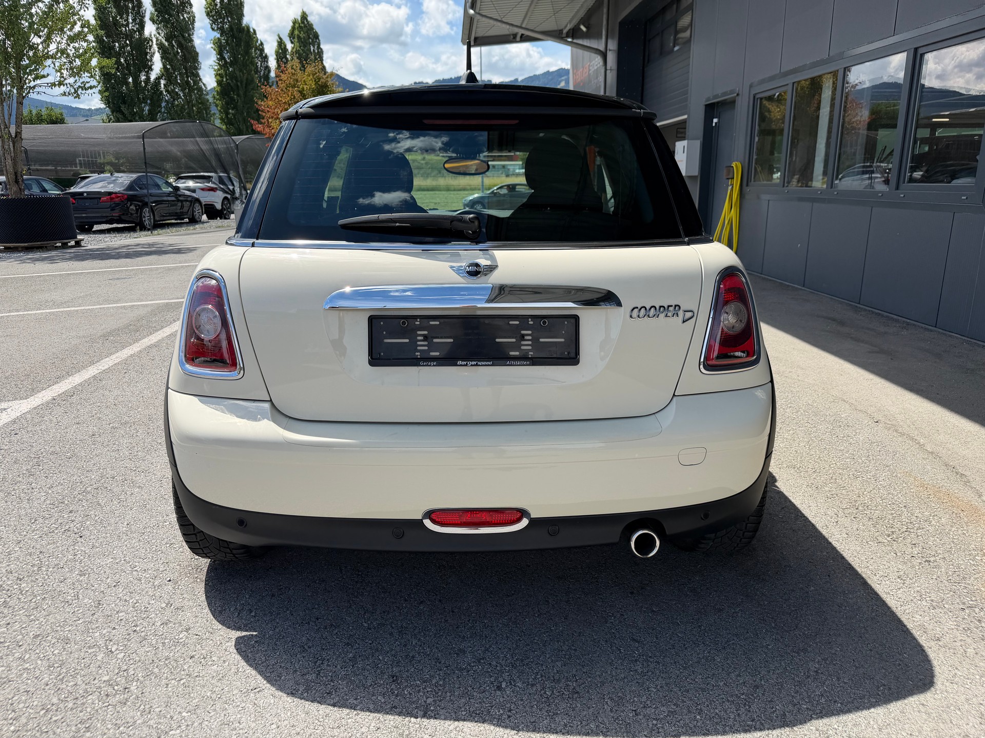 MINI Cooper D-image-4