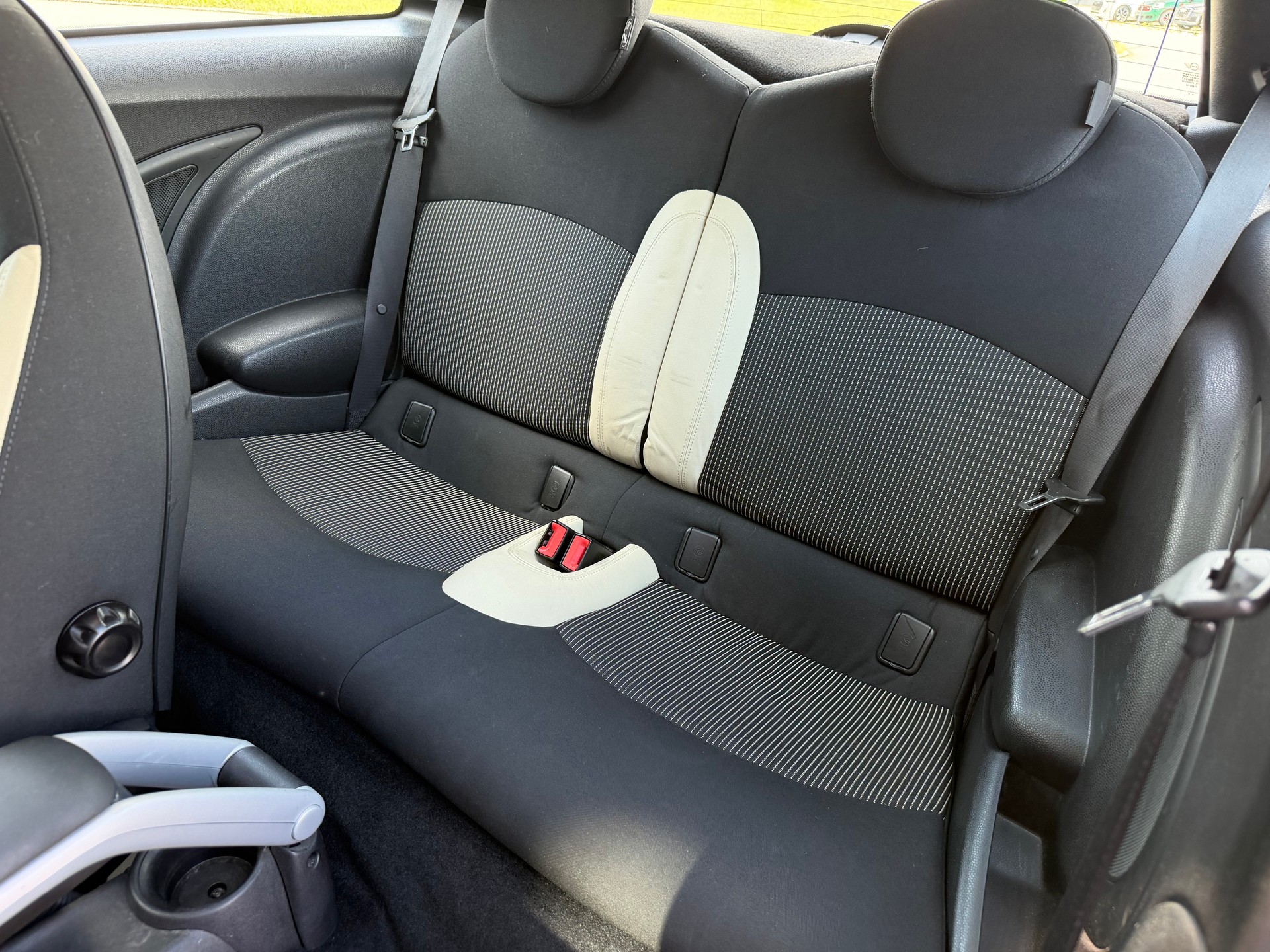 MINI Cooper D-image-9