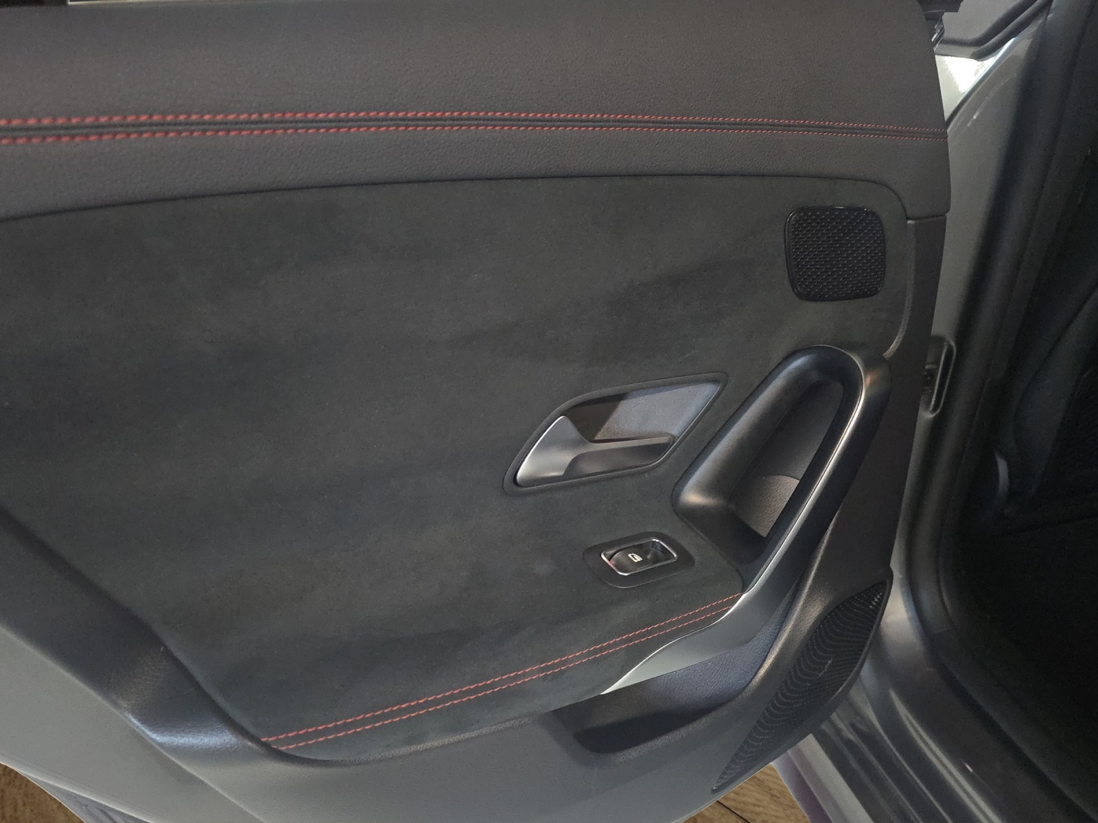 MERCEDES-BENZ CLA Shooting Brake 200 AMG Line 7G-DCT CH-Fahrzeug-image-21