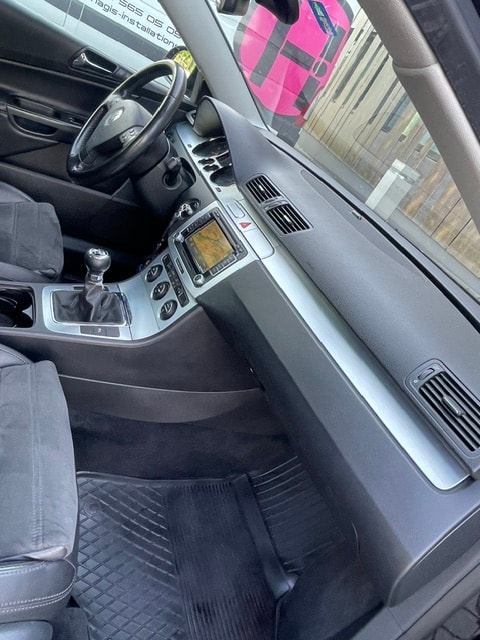 VW Passat Variant 2.0T FSI Highline-image-18