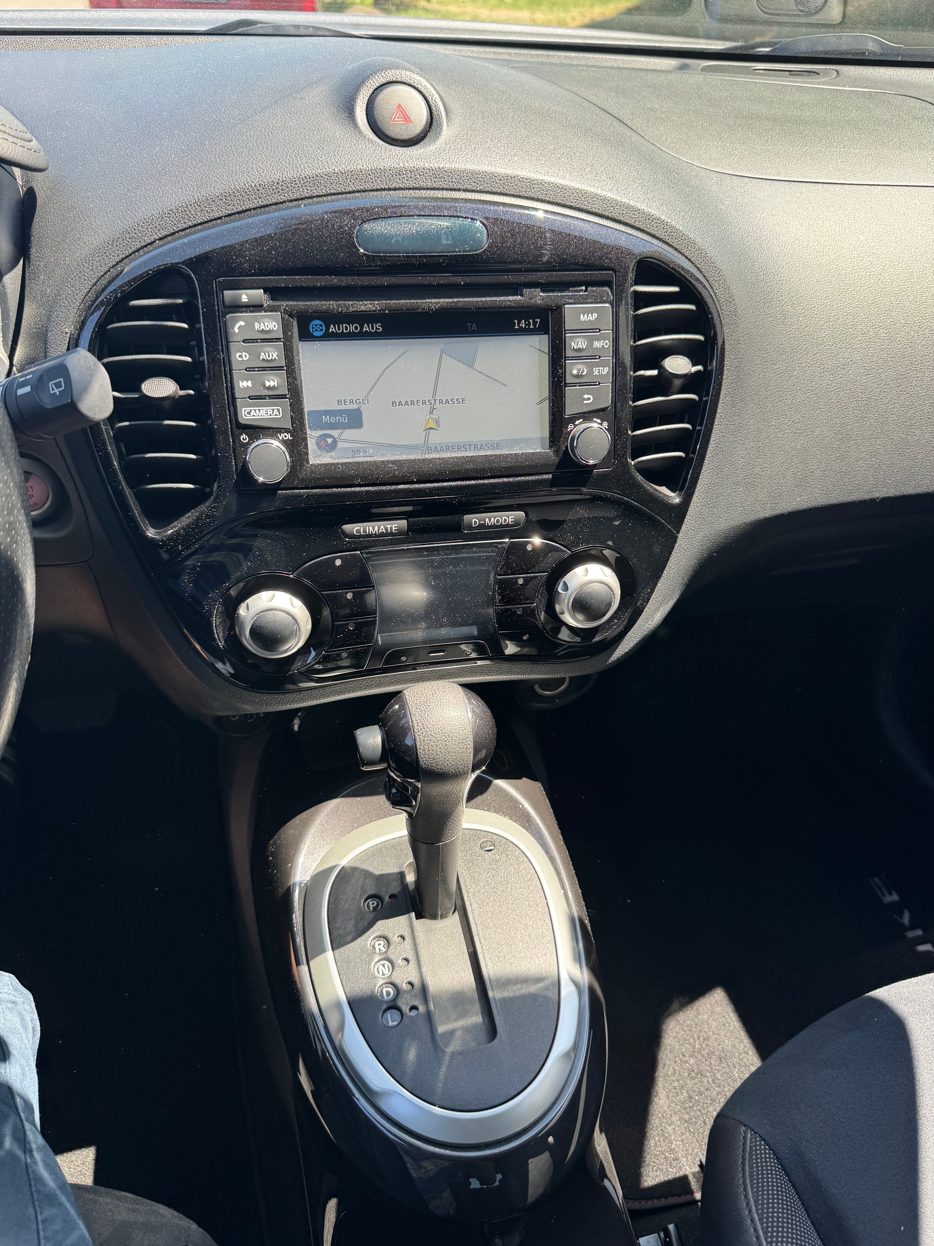 NISSAN Juke 1.6 Swiss Edition Xtronic CVT-image-13