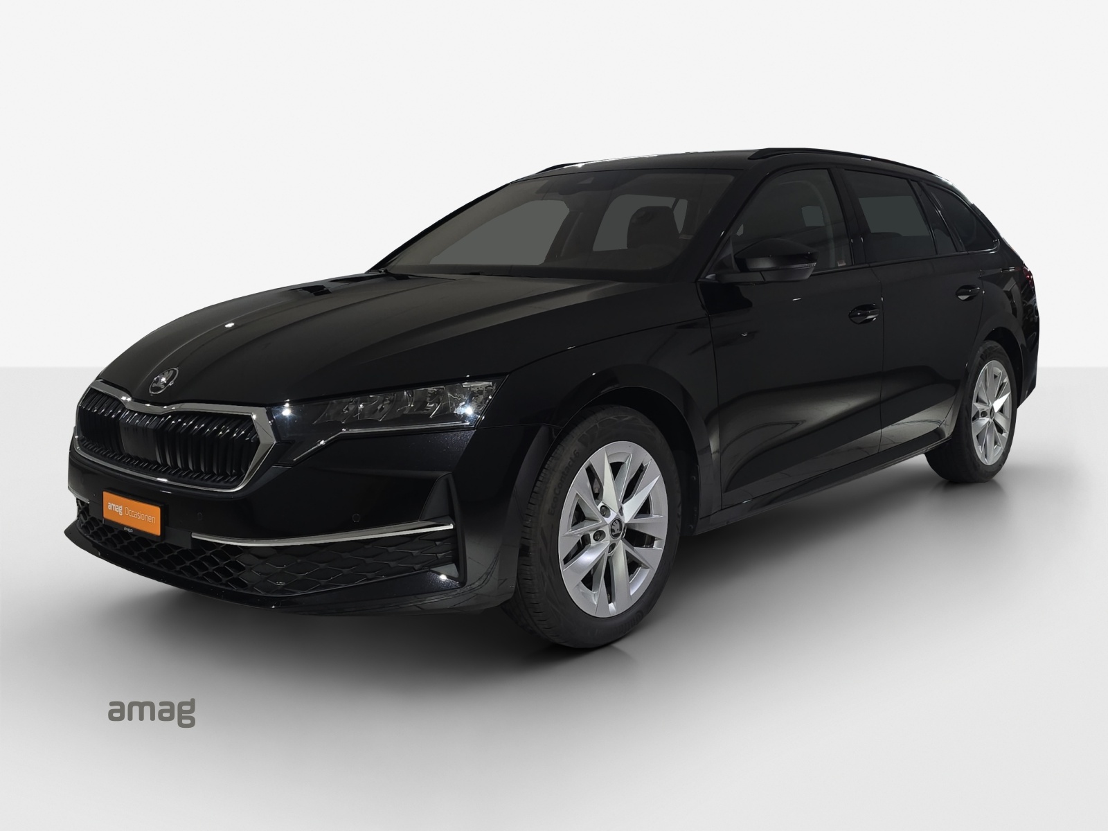 SKODA Octavia Combi 1.5 TSI mHEV DSG Dynamic-image-0