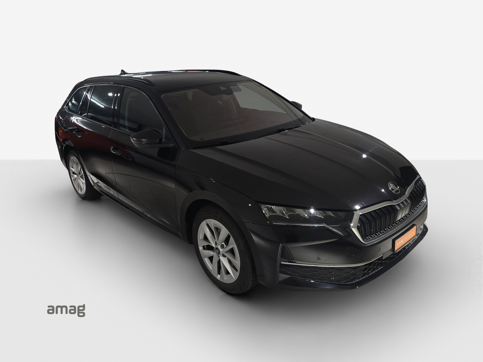 SKODA Octavia Combi 1.5 TSI mHEV DSG Dynamic-image-13