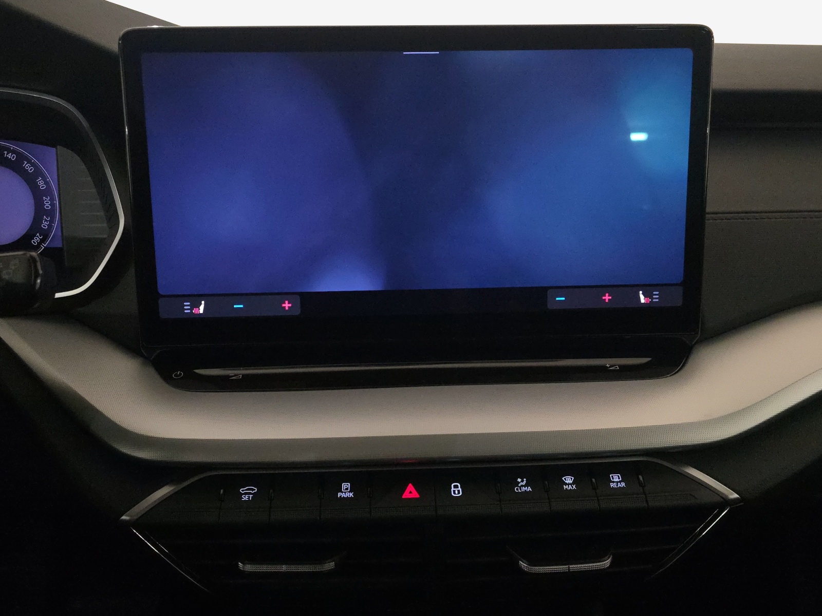 SKODA Octavia Combi 1.5 TSI mHEV DSG Dynamic-image-10