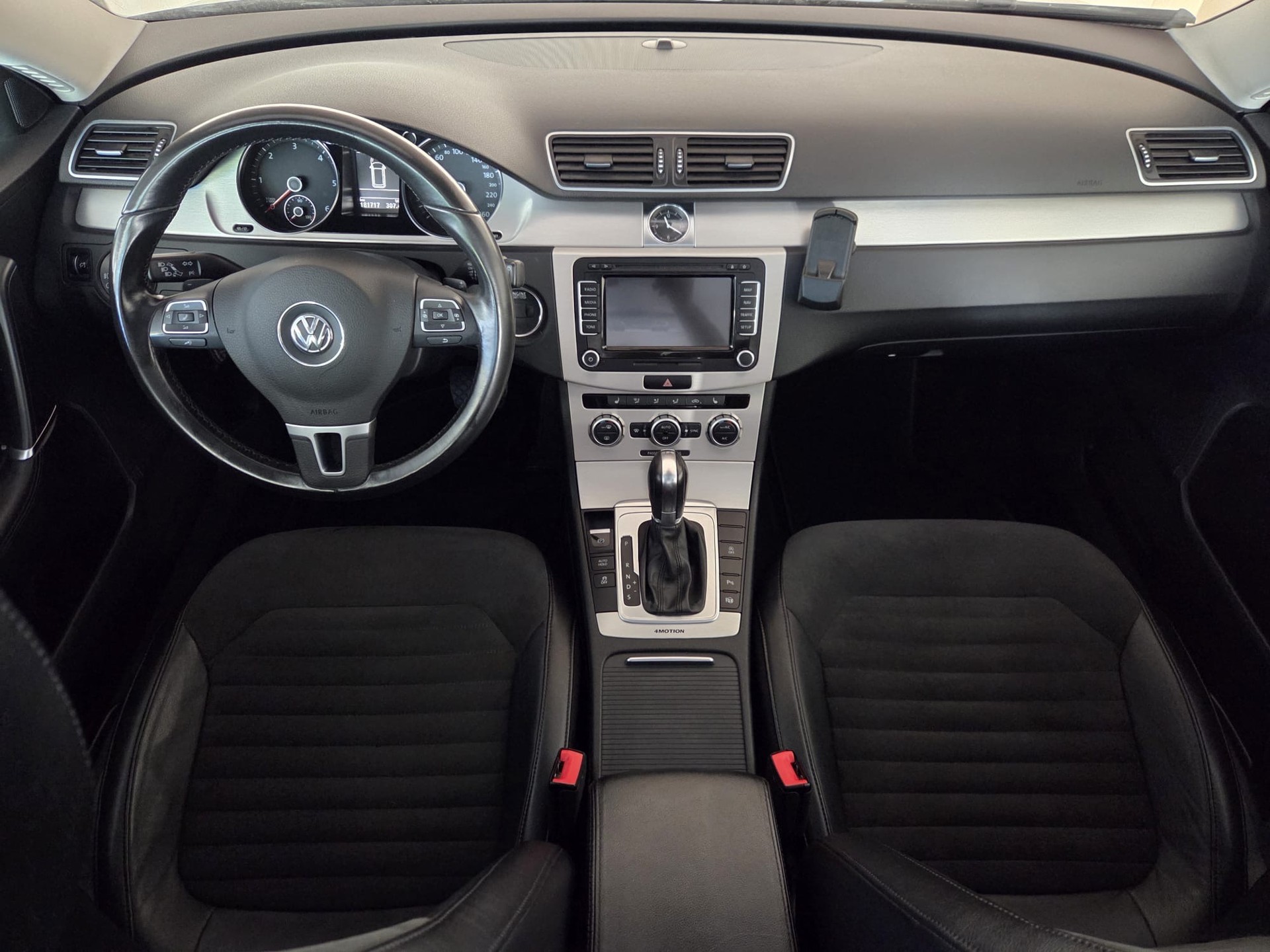 VW Passat Variant 2.0 TDI BMT Highline 4MDSG-image-7