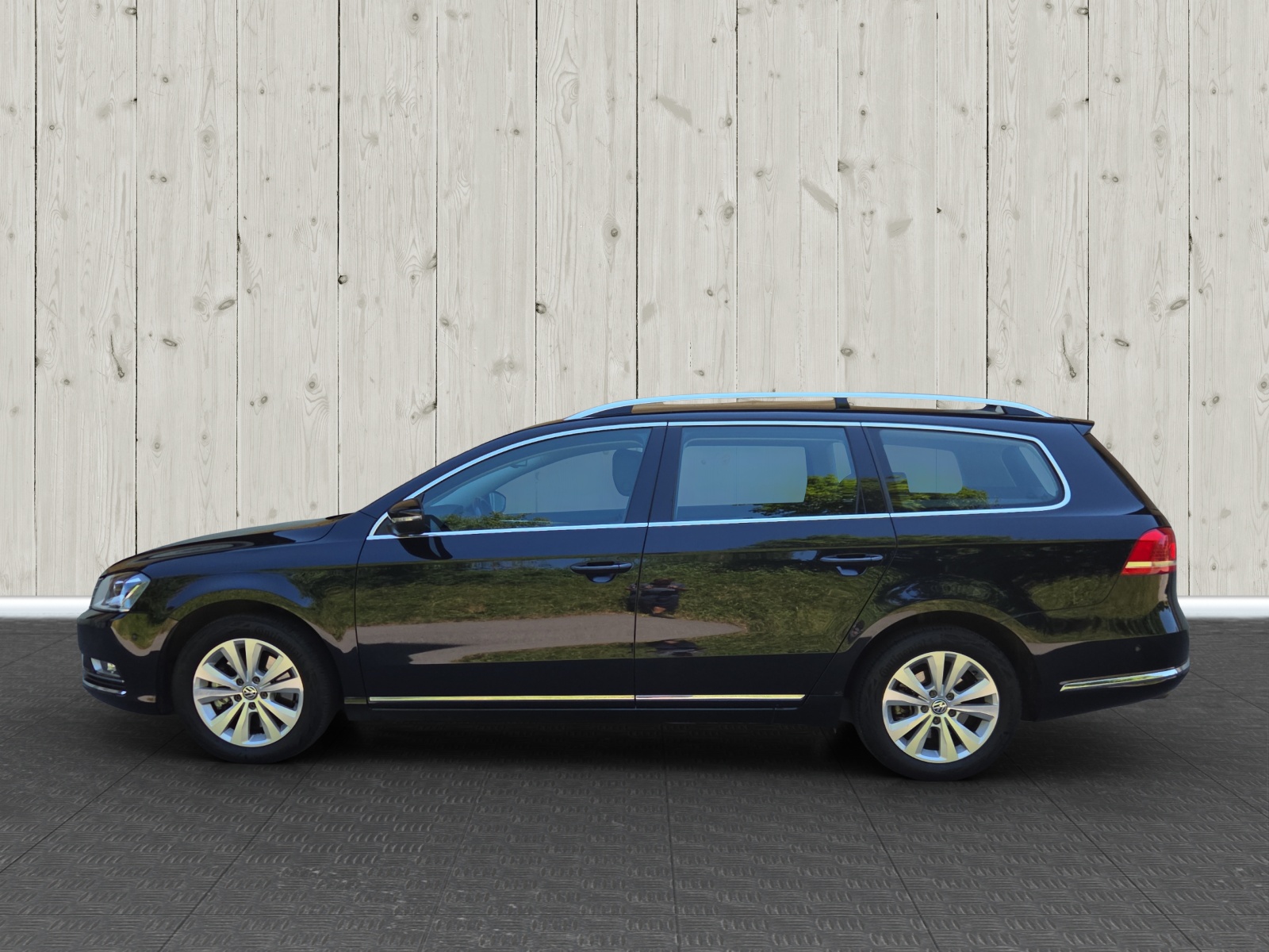 VW Passat Variant 2.0 TDI BMT Highline 4MDSG-image-3