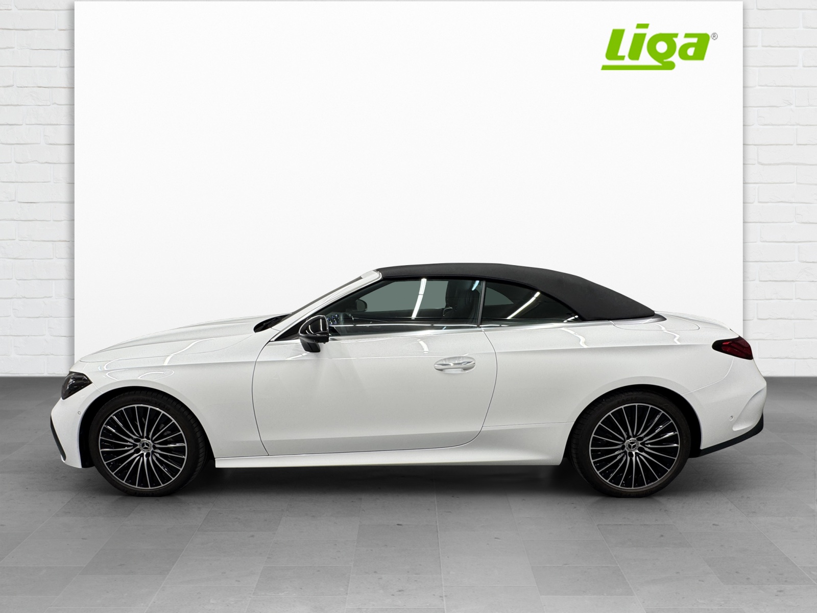 MERCEDES-BENZ CLE 200 AMG Line 4Matic-image-2