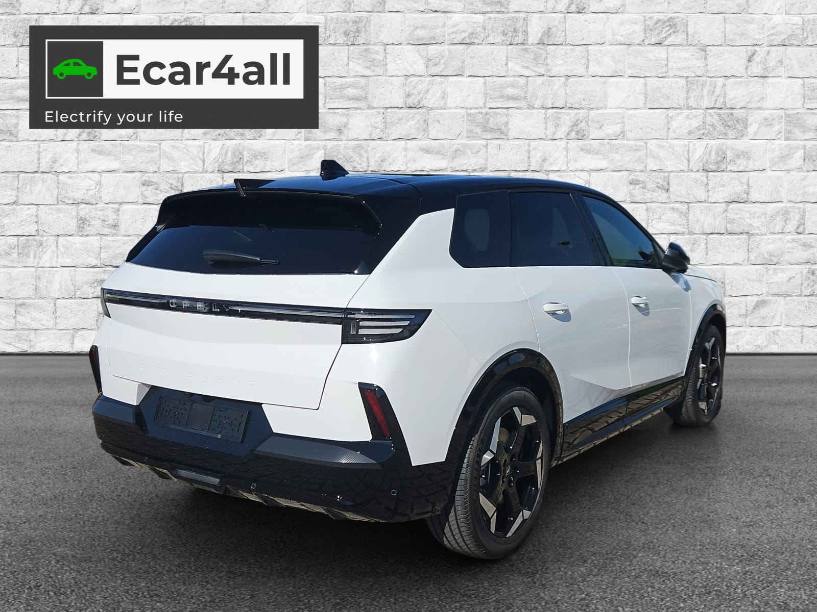 OPEL Grandland Elektro 73kWh Ultimate 4WD-image-5