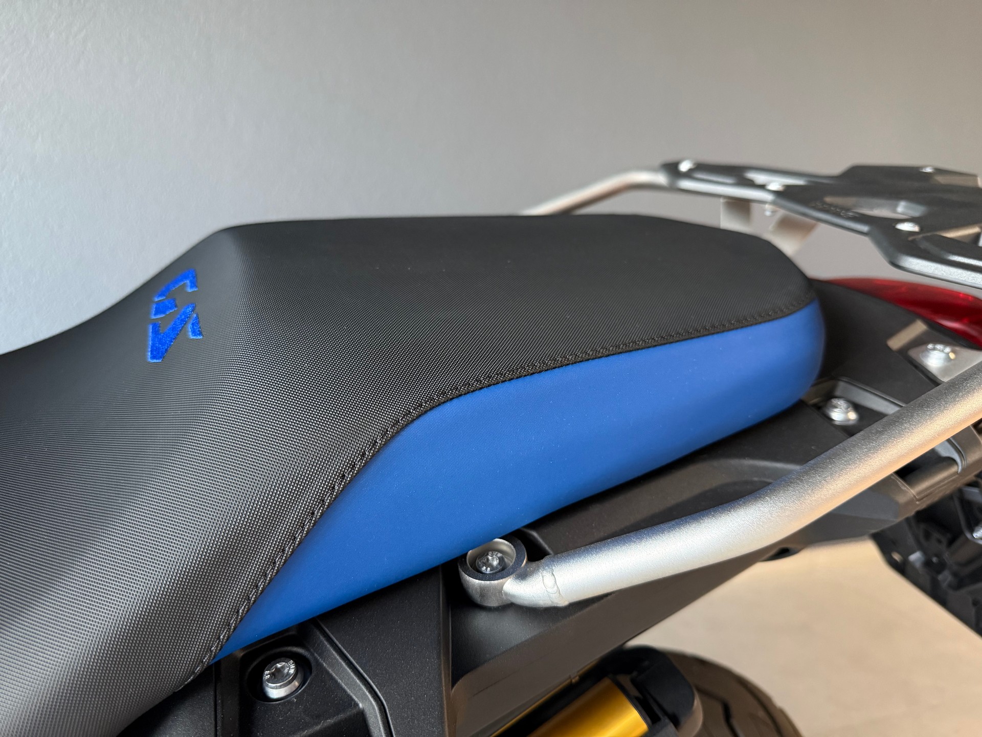 BMW F 800 GS-image-13