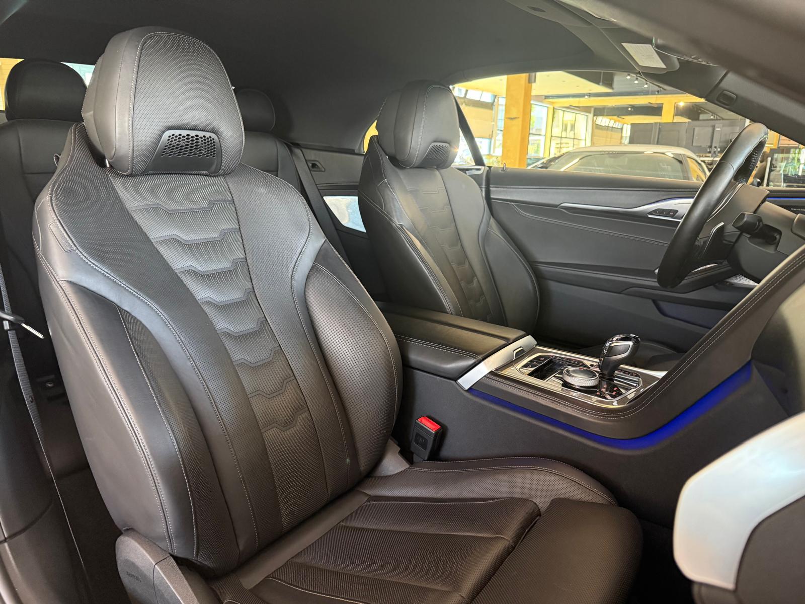 BMW M850i xDrive Steptronic-image-14