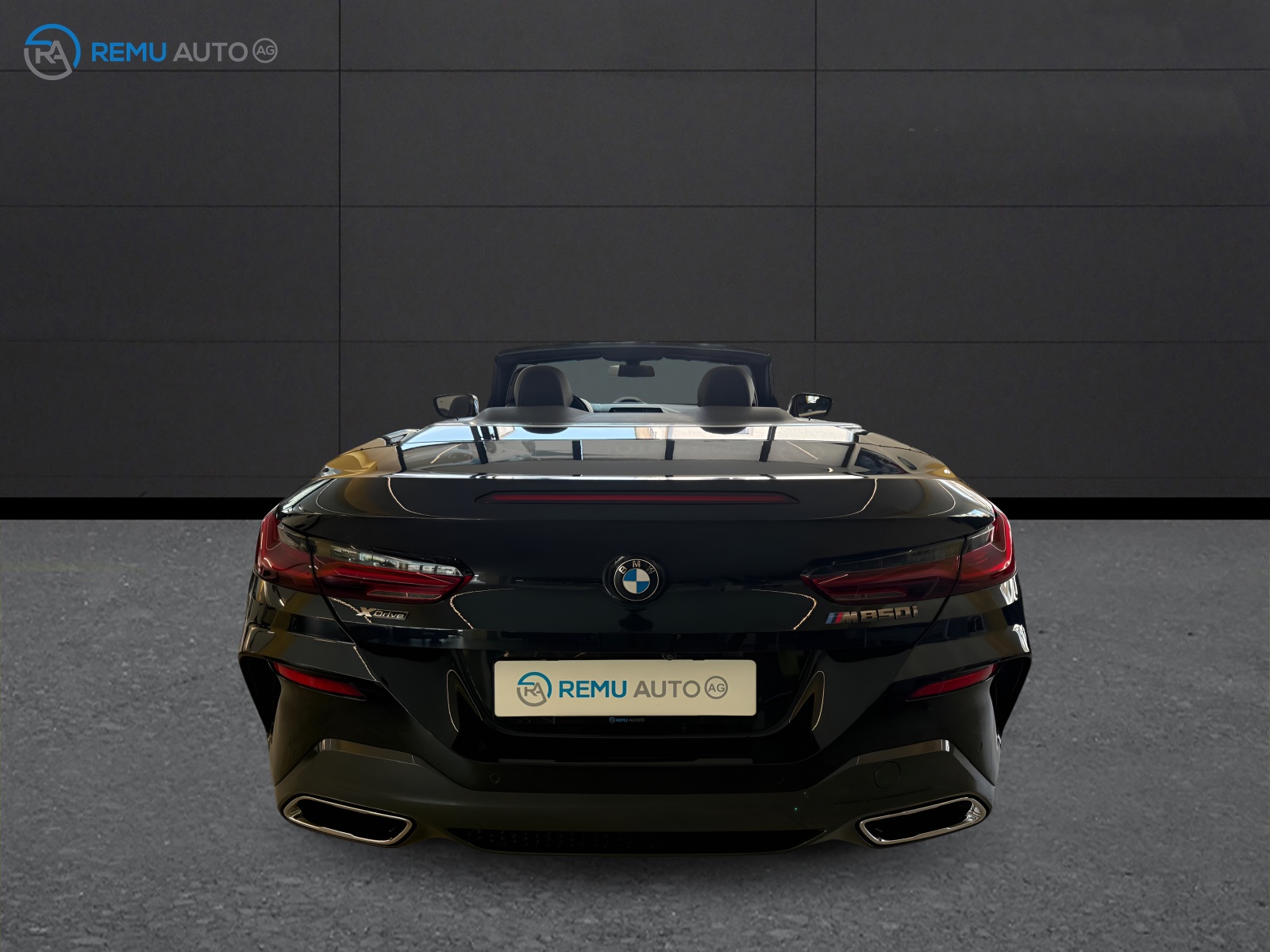 BMW M850i xDrive Steptronic-showroom-element-3