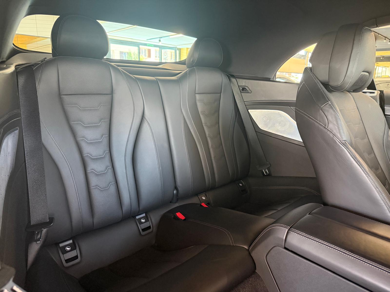 BMW M850i xDrive Steptronic-image-18