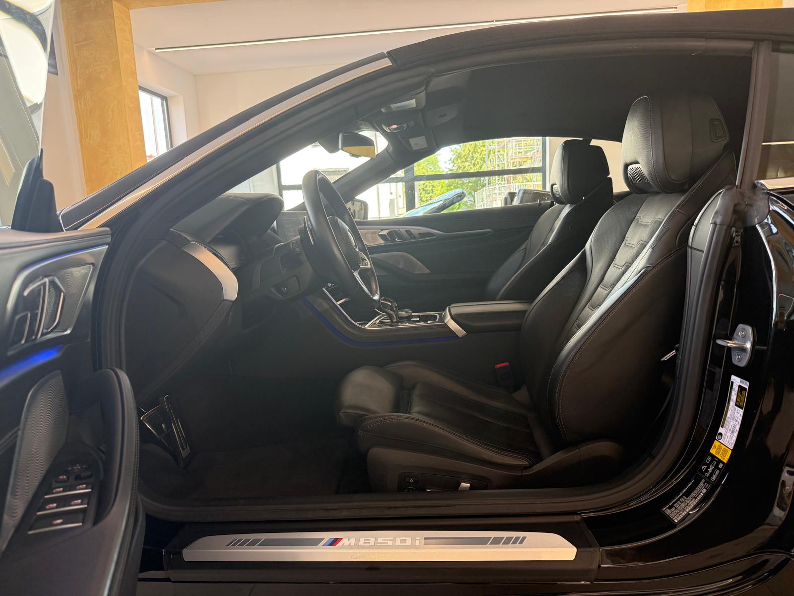 BMW M850i xDrive Steptronic-image-10