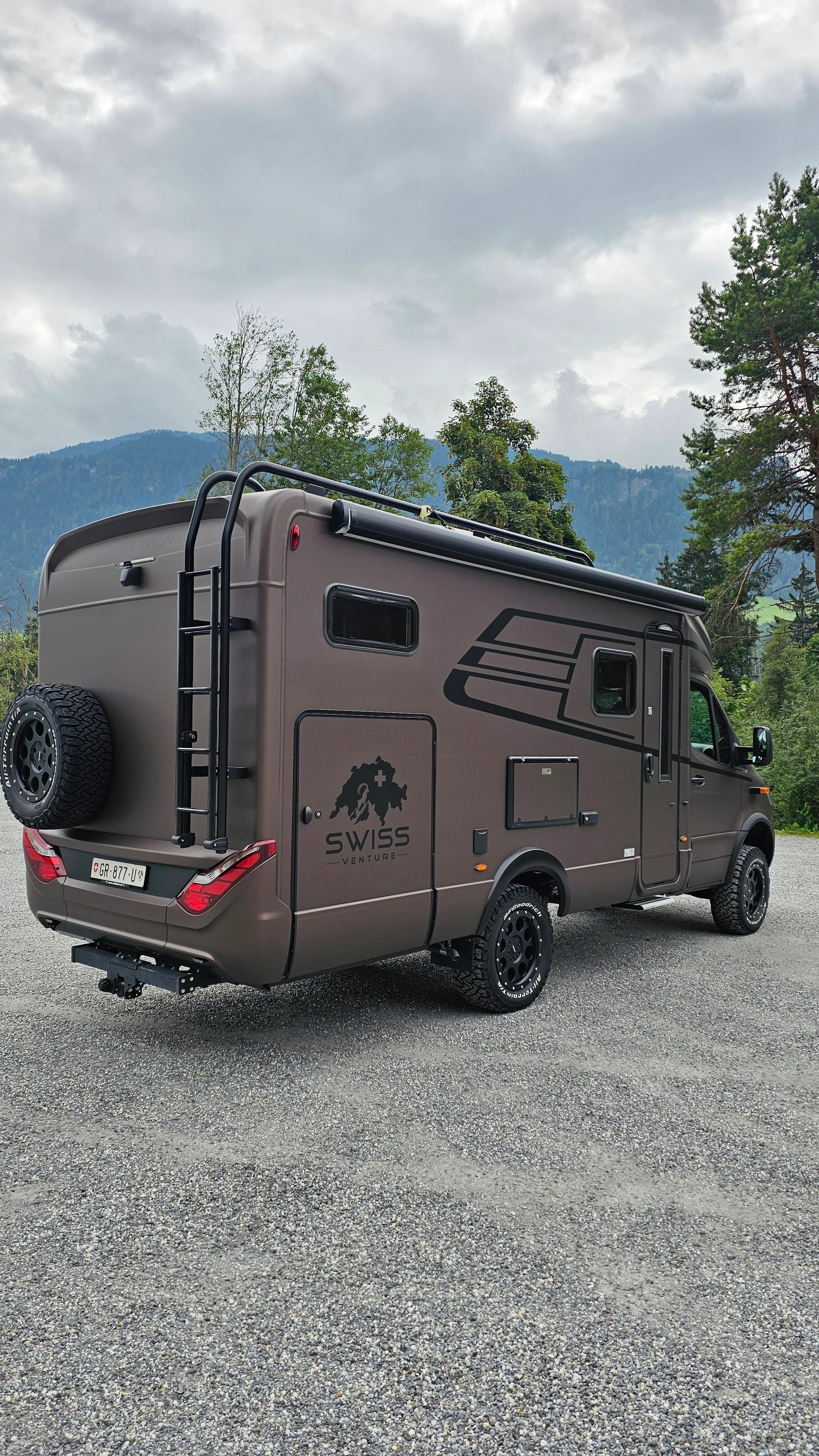 HYMER MLT 580 4x4 by Swiss Venture-image-0