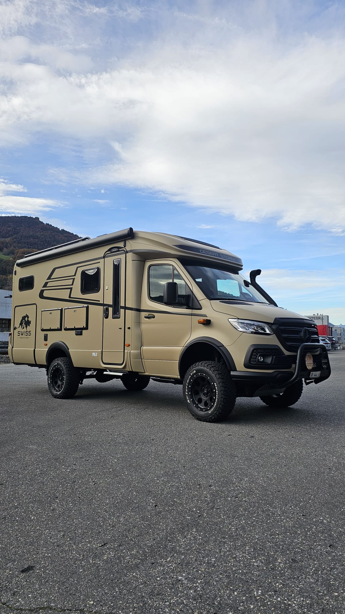 HYMER MLT 580 4x4 by Swiss Venture-image-3