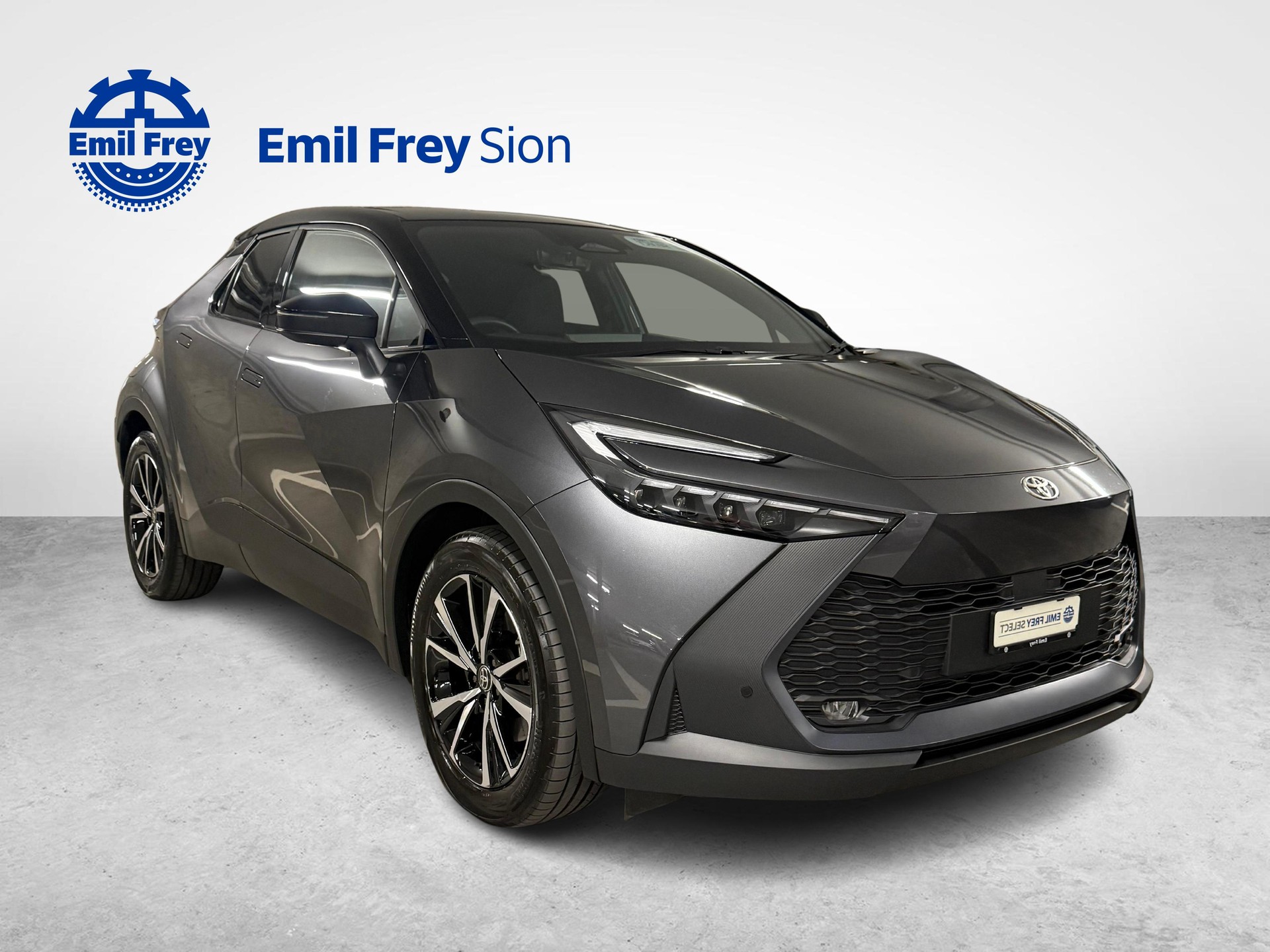 TOYOTA C-HR 2.0 PHEV Swiss Edition-image-2