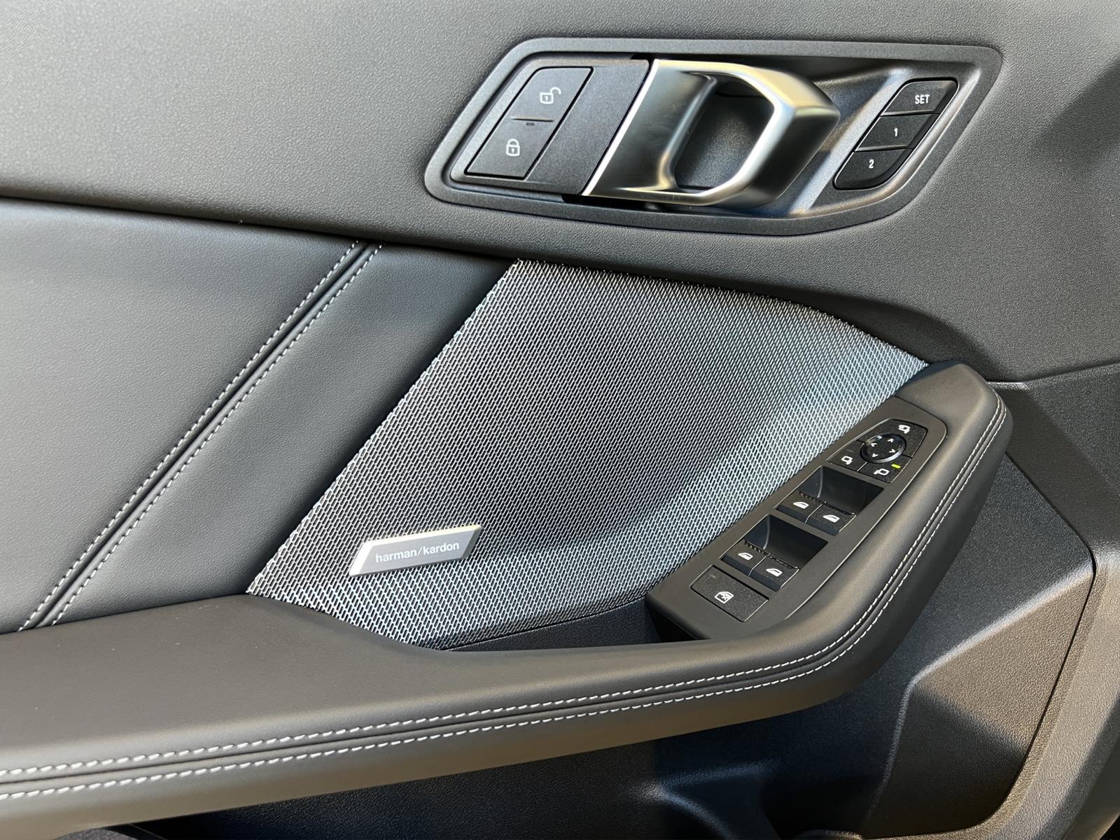 BMW 123 xDrive-image-11