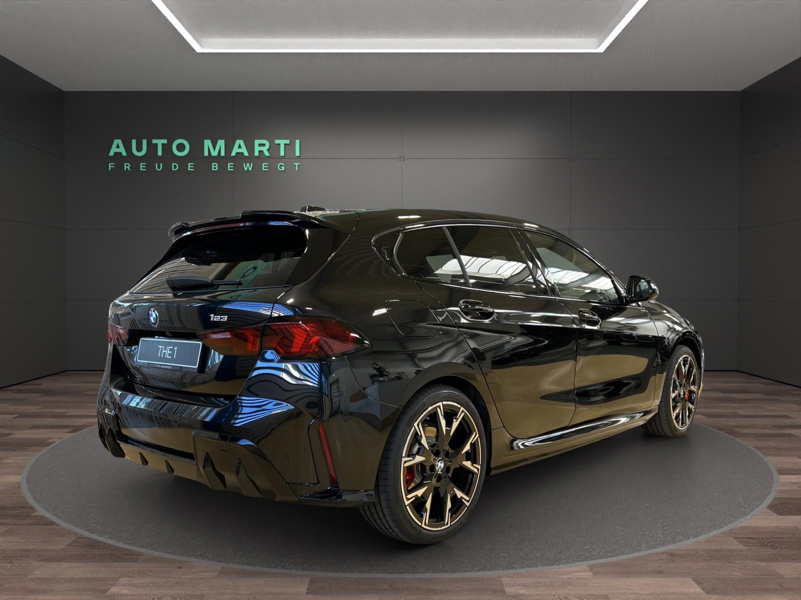 BMW 123 xDrive-image-3